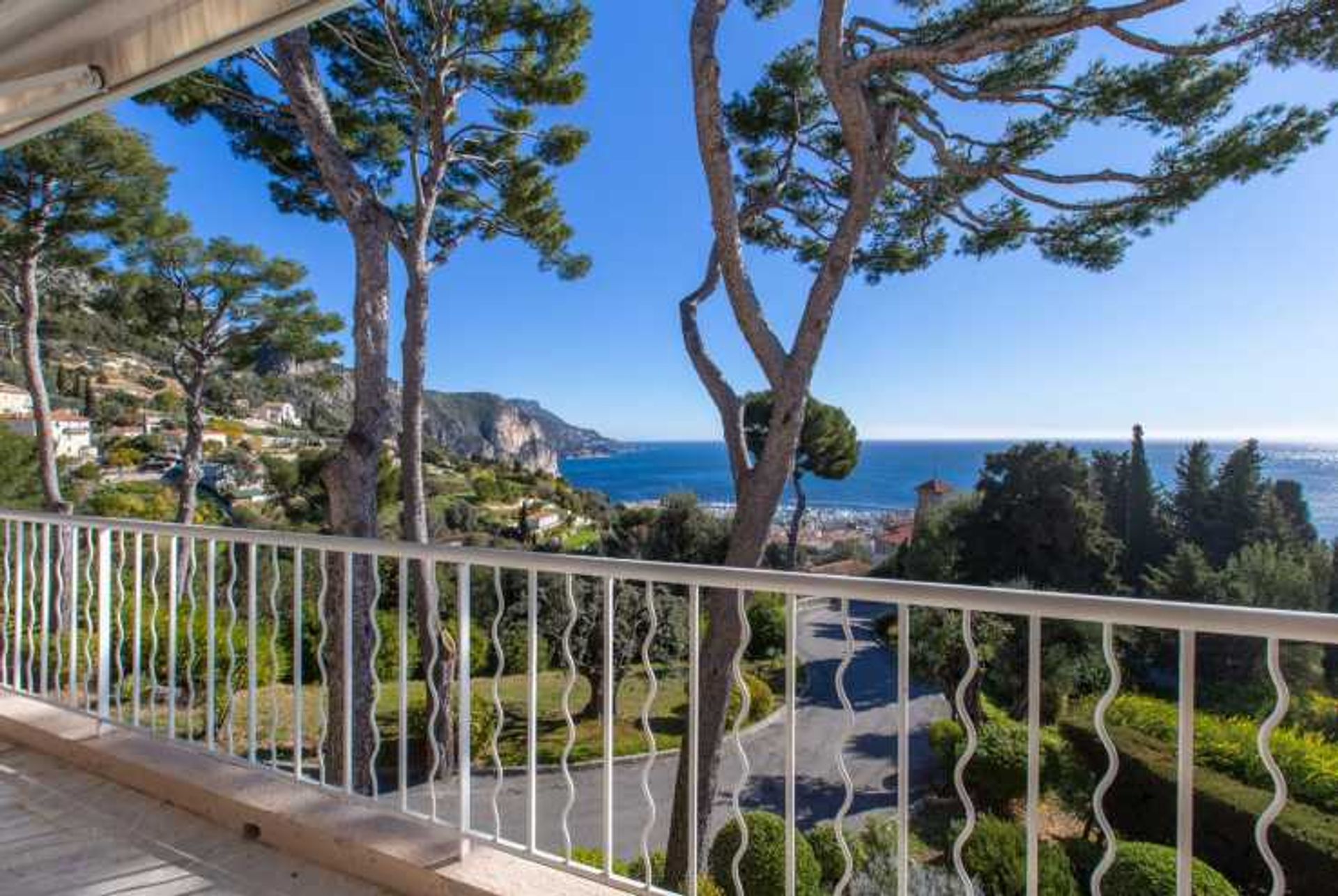 Condominium dans Villefranche-sur-Mer, Provence-Alpes-Côte d'Azur 11141226