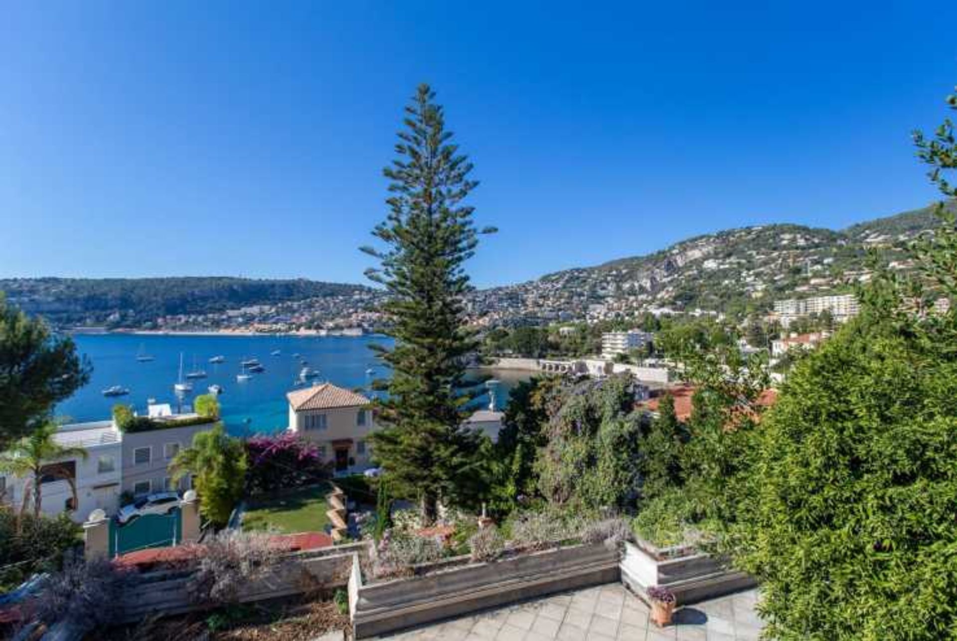 жилой дом в Saint-Jean-Cap-Ferrat, Provence-Alpes-Côte d'Azur 11141228