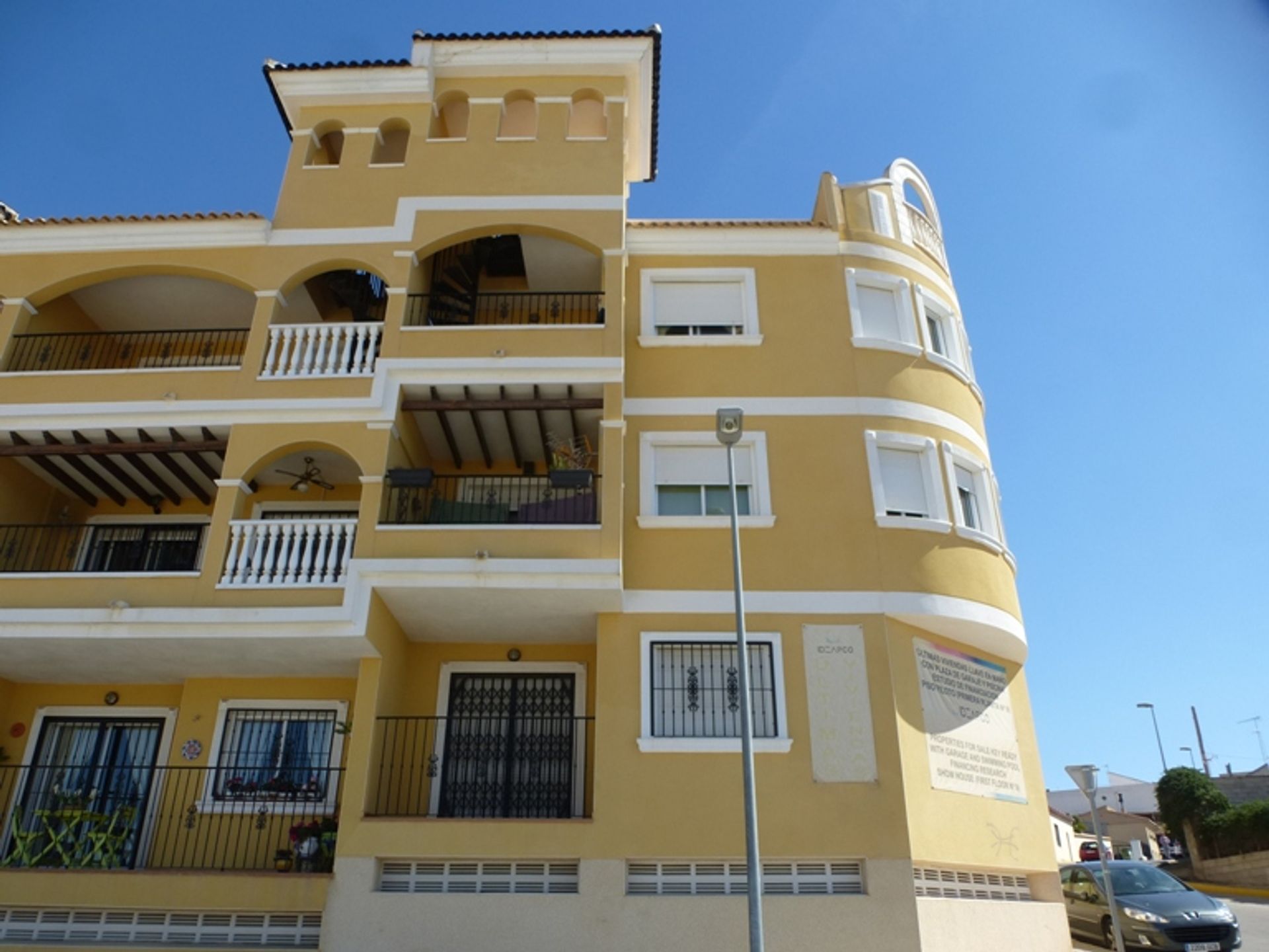 Condominium in Benijofar, Valencia 11141278