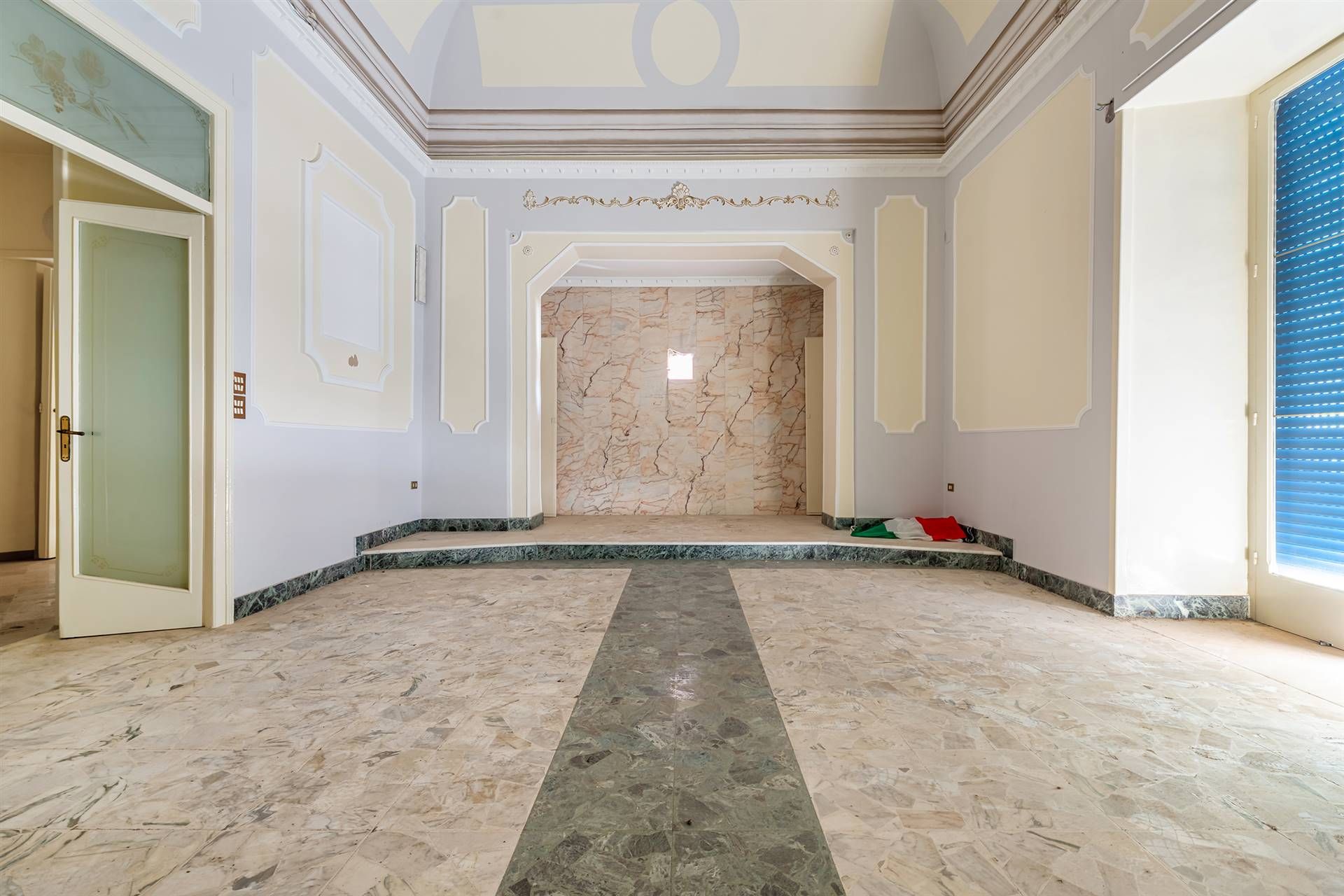 Condominium in Trani, Apulia 11142072