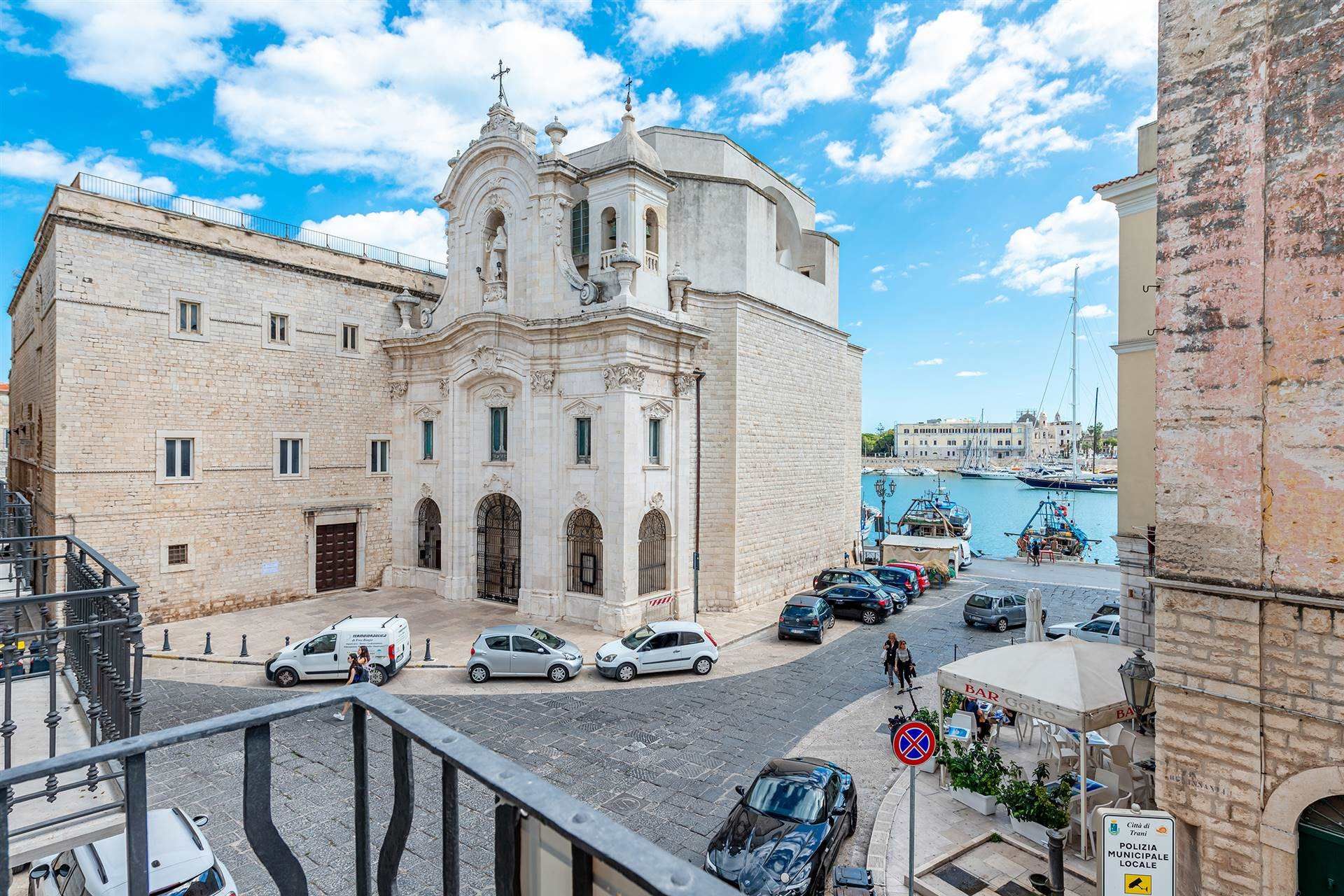 Condominio nel Trani, Apulia 11142072