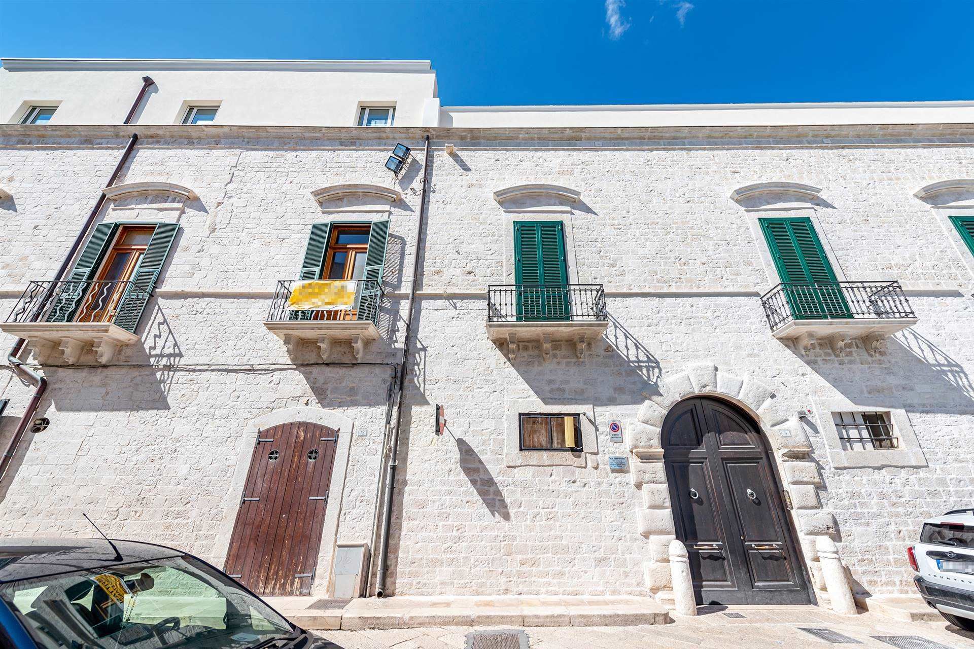 Condominium in Trani, Apulia 11142072