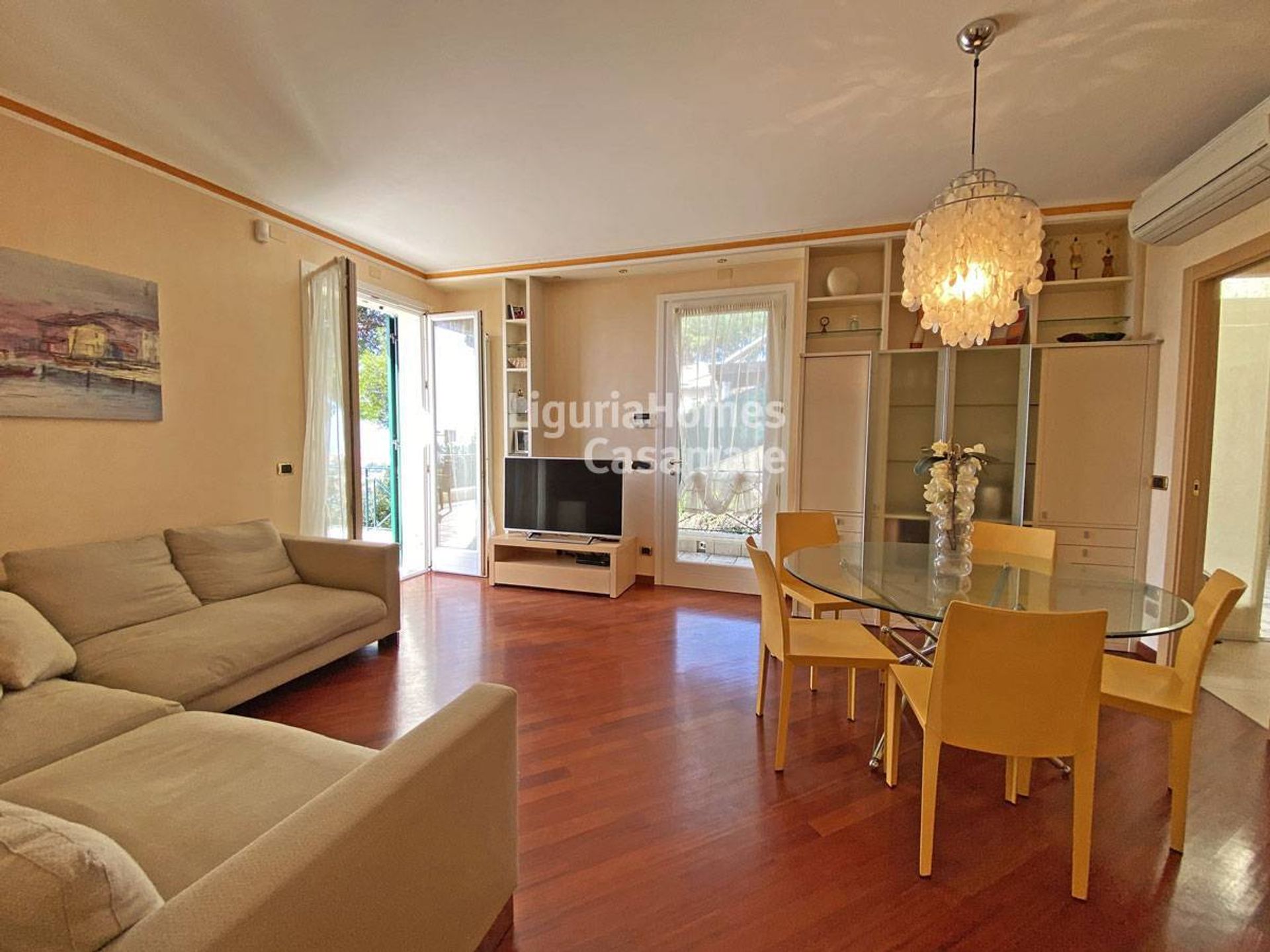 Condominium in Bordighera, Liguria 11142406