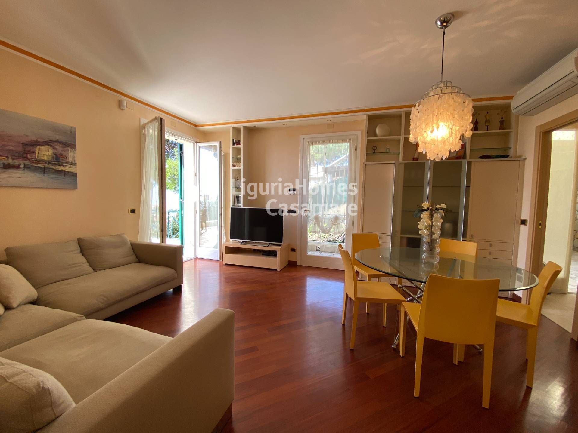 Condominium in Bordighera, Liguria 11142406