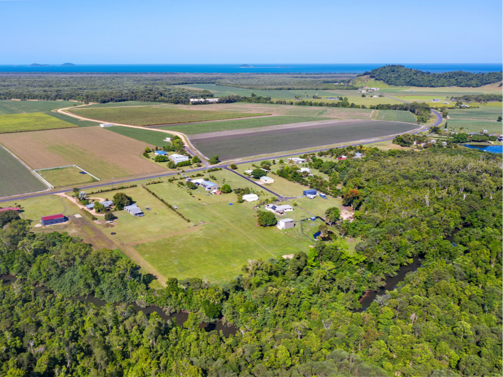 Hus i Kurrimine Beach, Queensland 11143089