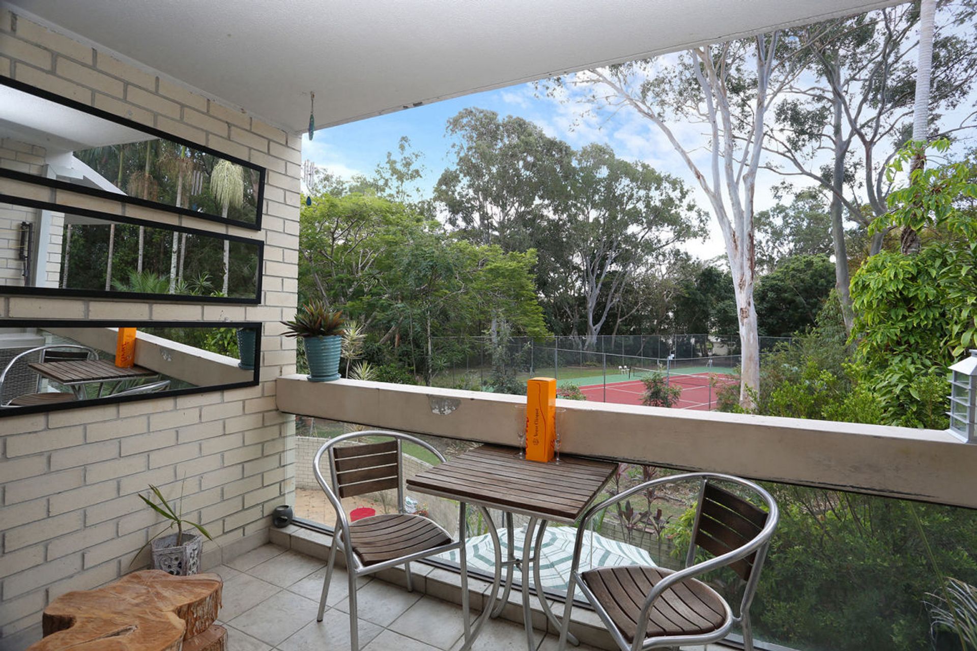 Condominium in Florida Gardens, New South Wales 11143186