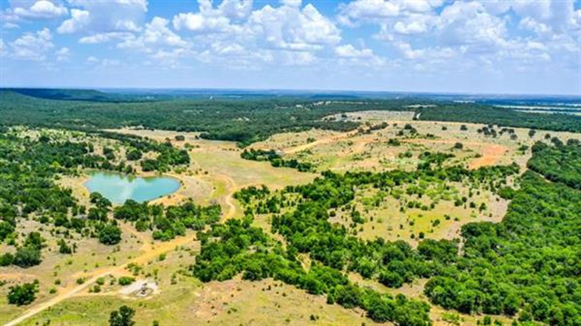 rumah dalam Mineral Wells, Texas 11143769