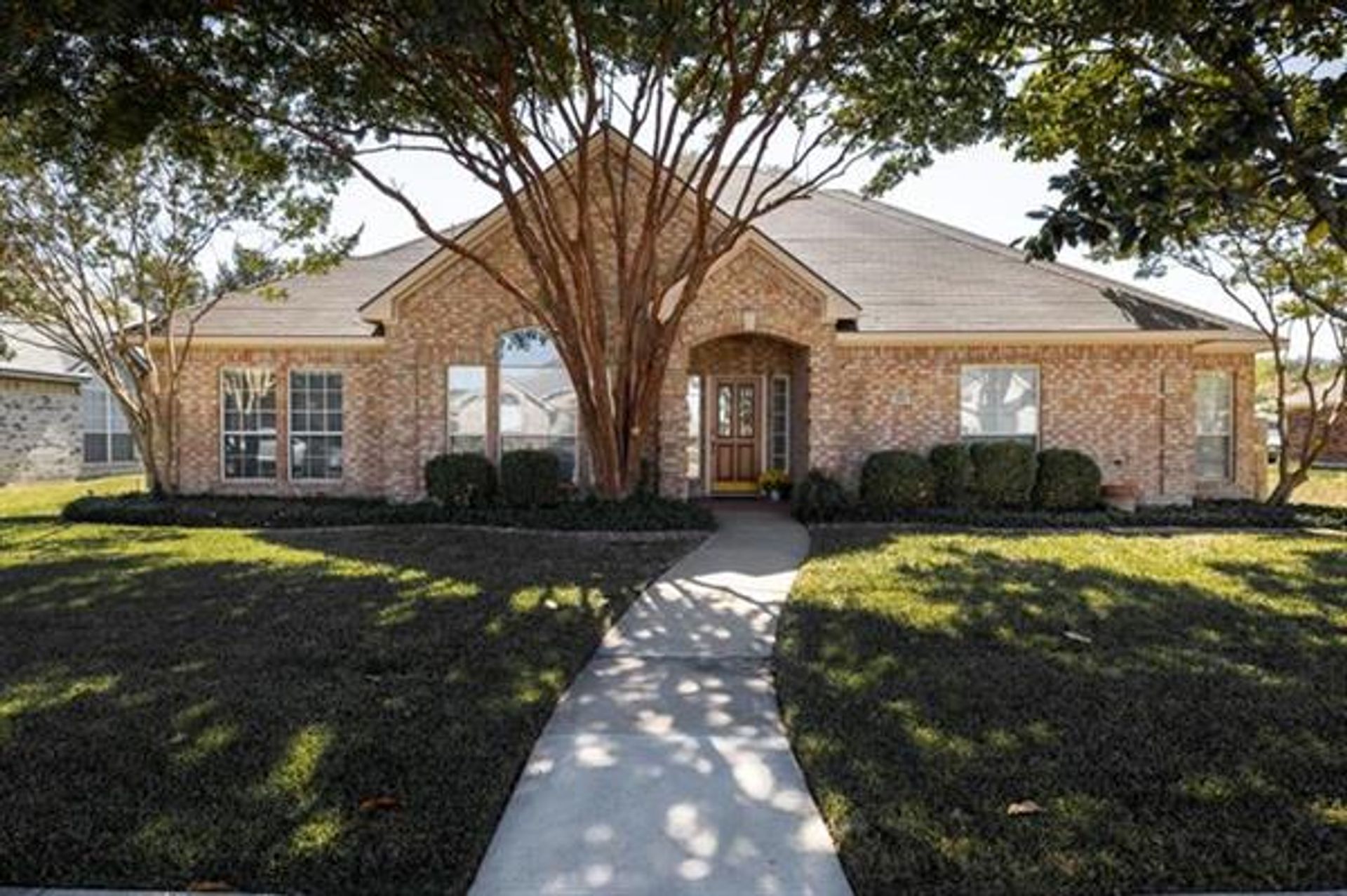 casa no Plano, Texas 11143940