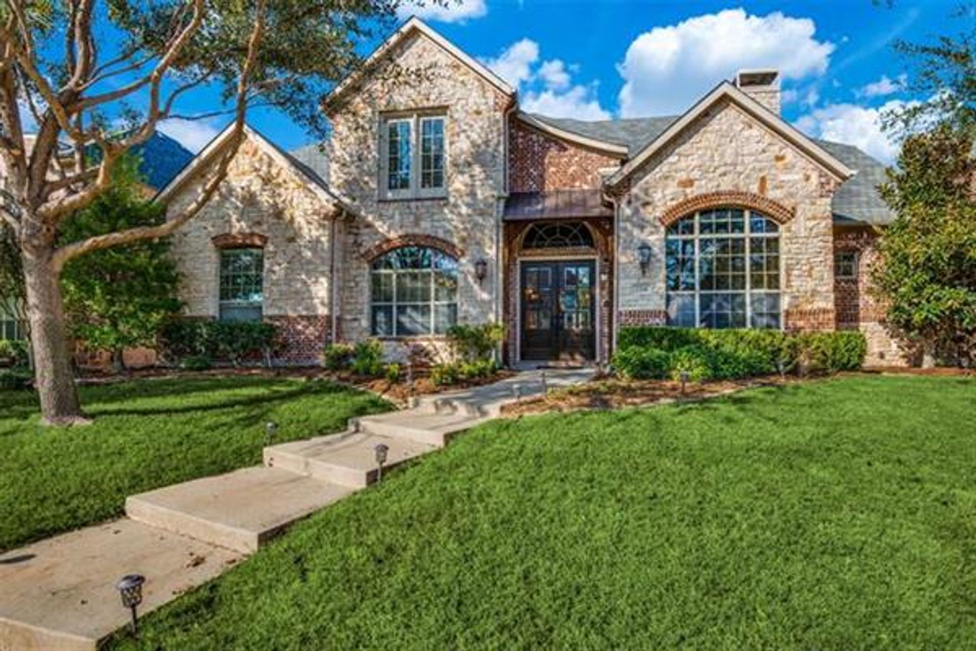 casa en Frisco, Texas 11144107