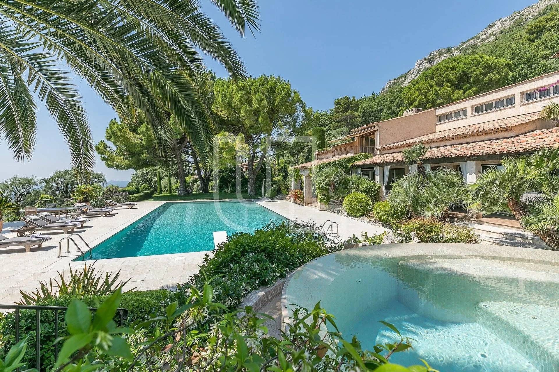 жилой дом в Vence, Provence-Alpes-Côte d'Azur 11144948