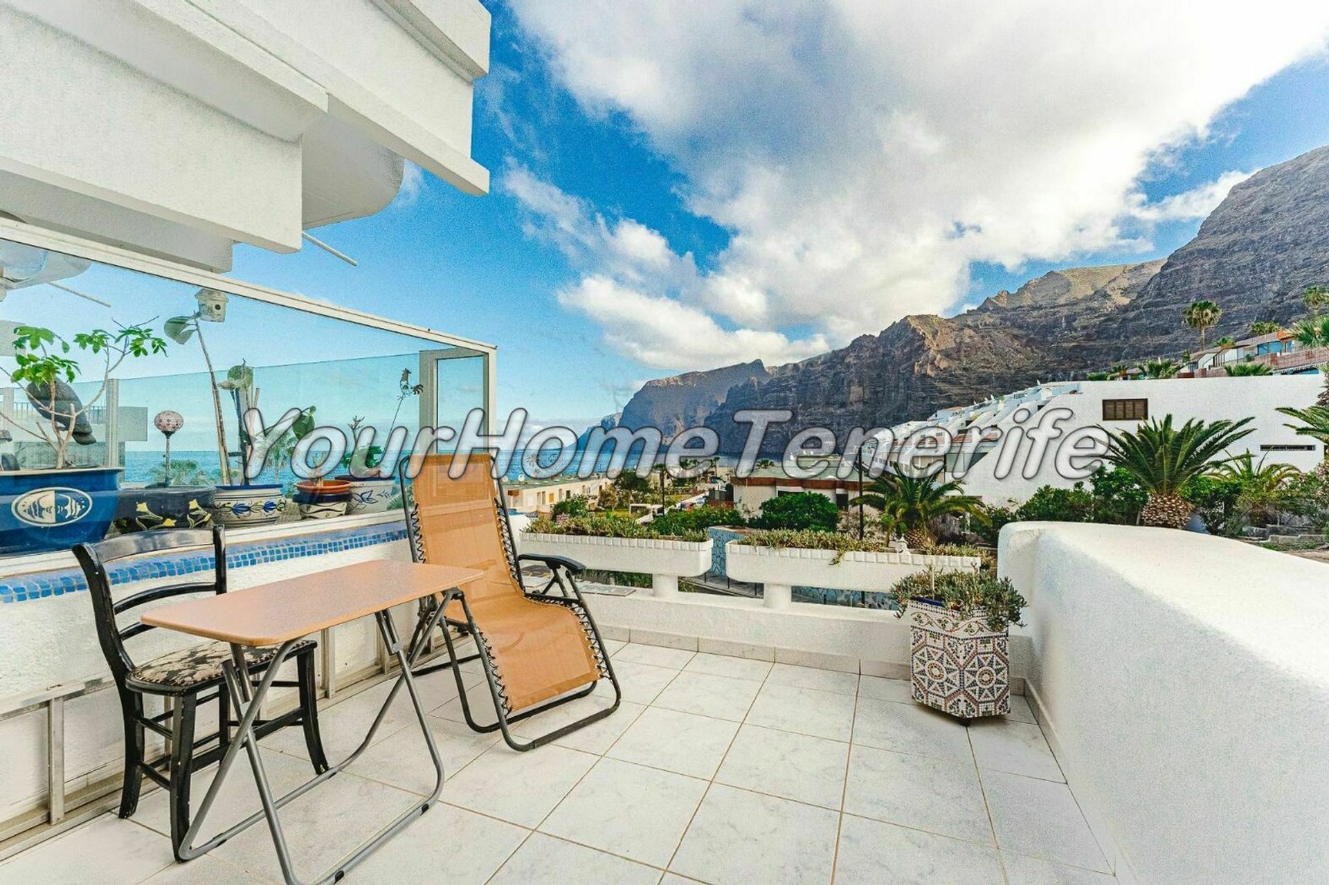 Condominium in Santiago del Teide, Canarias 11145000