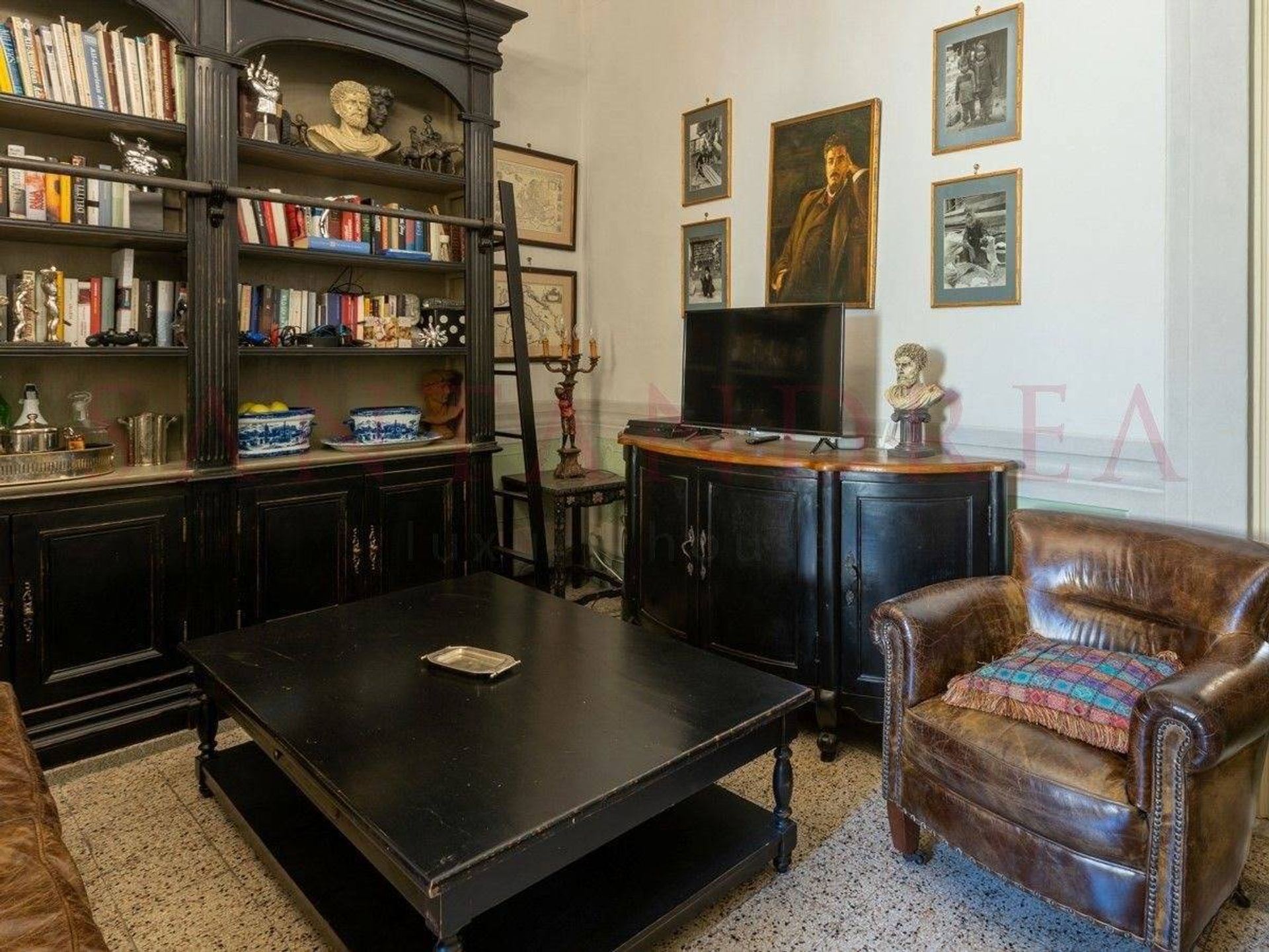 Condominium in Lucca, Toscana 11145148