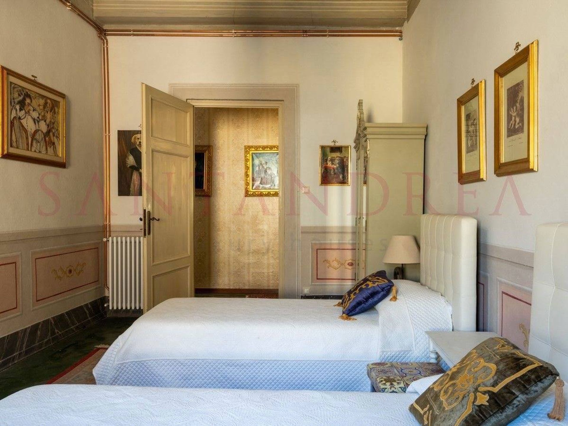 Condominium in Lucca, Toscana 11145148