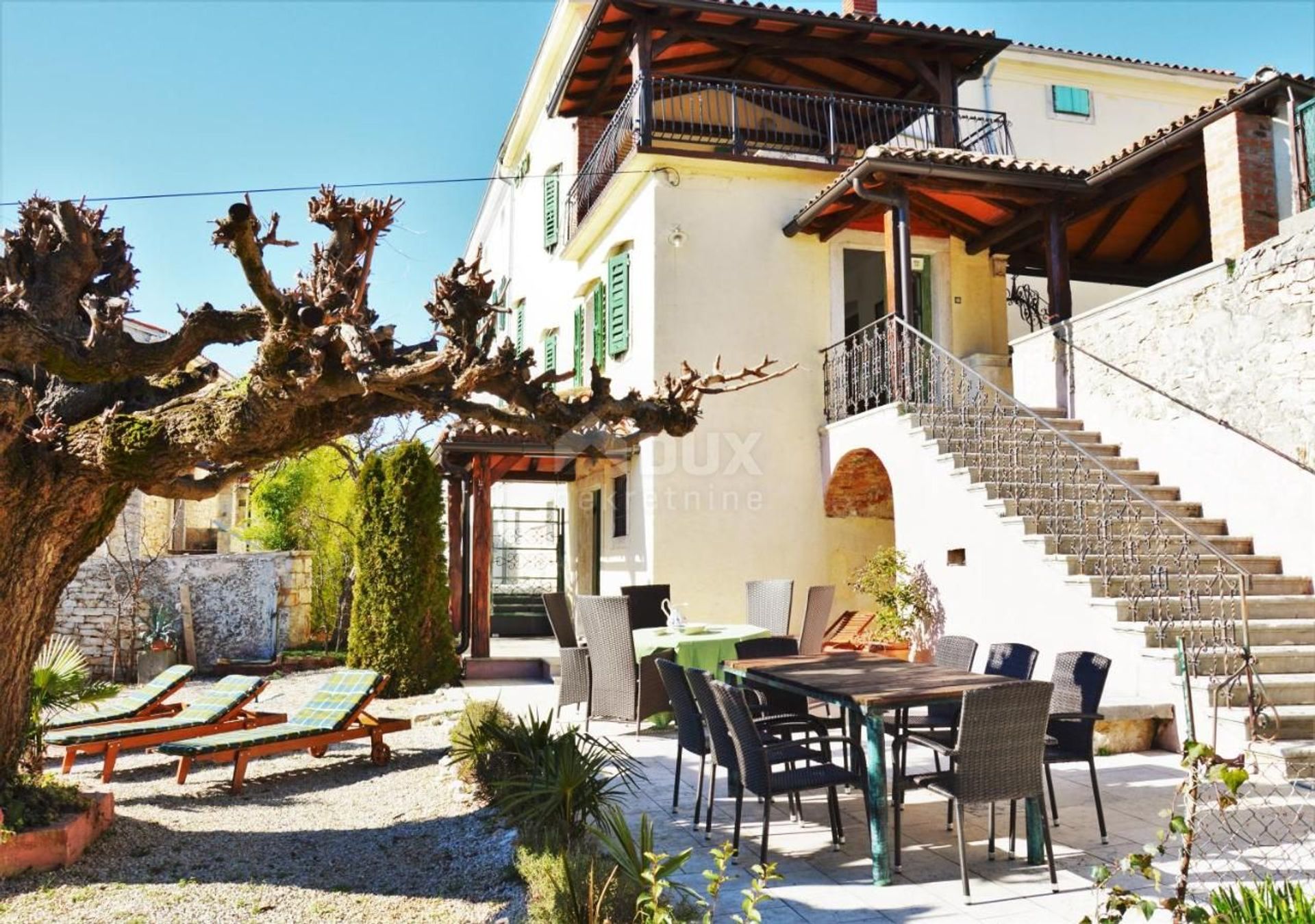 casa en Višnjan, Istria County 11145344