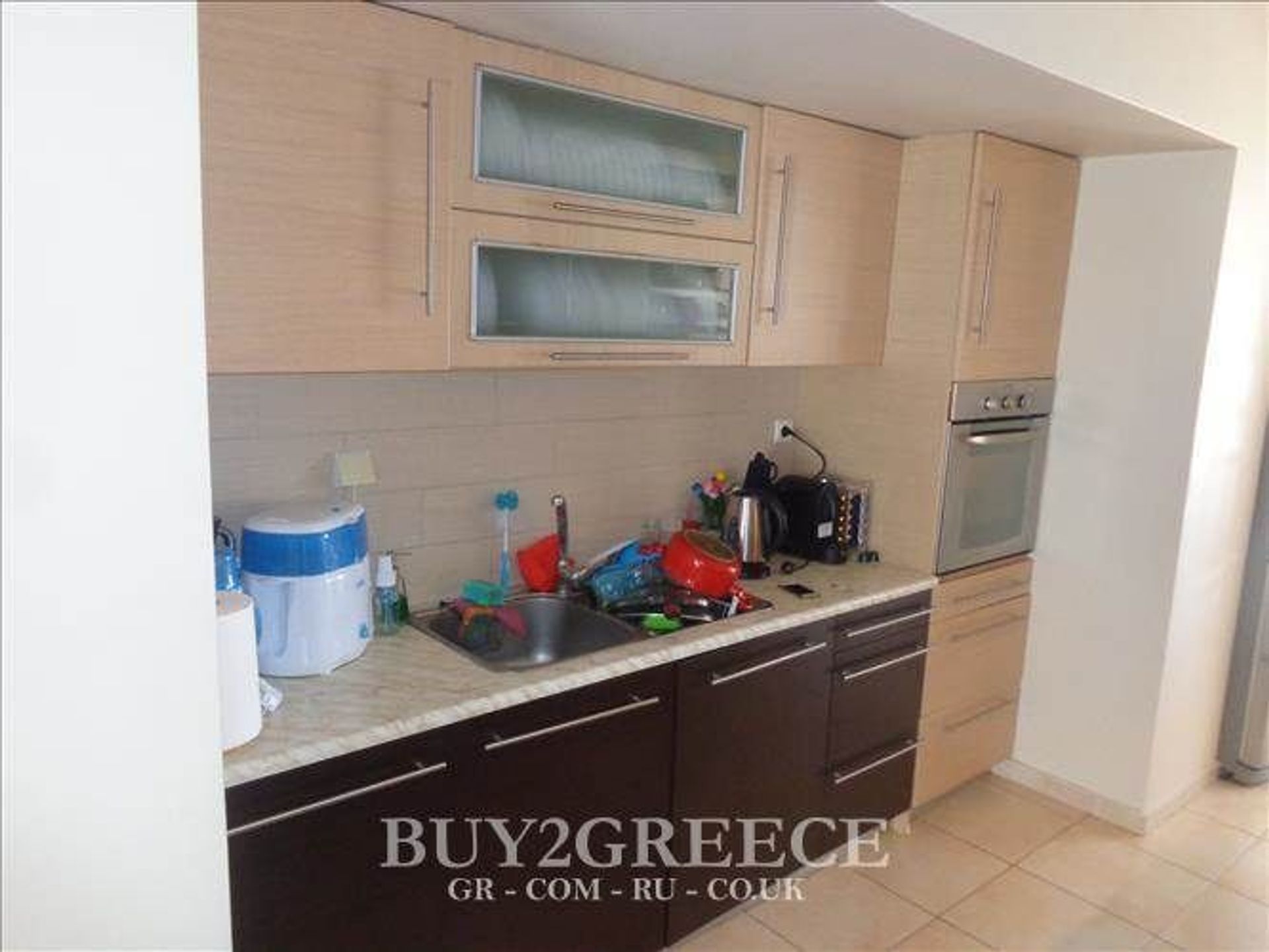 Condominium in Athina,  11145395