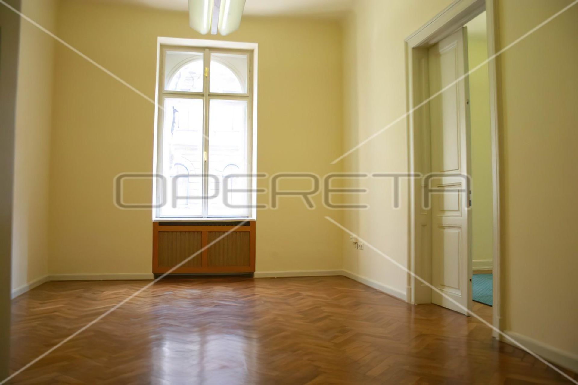 Lain di Zagreb, Zagreb, Lulusan 11145847