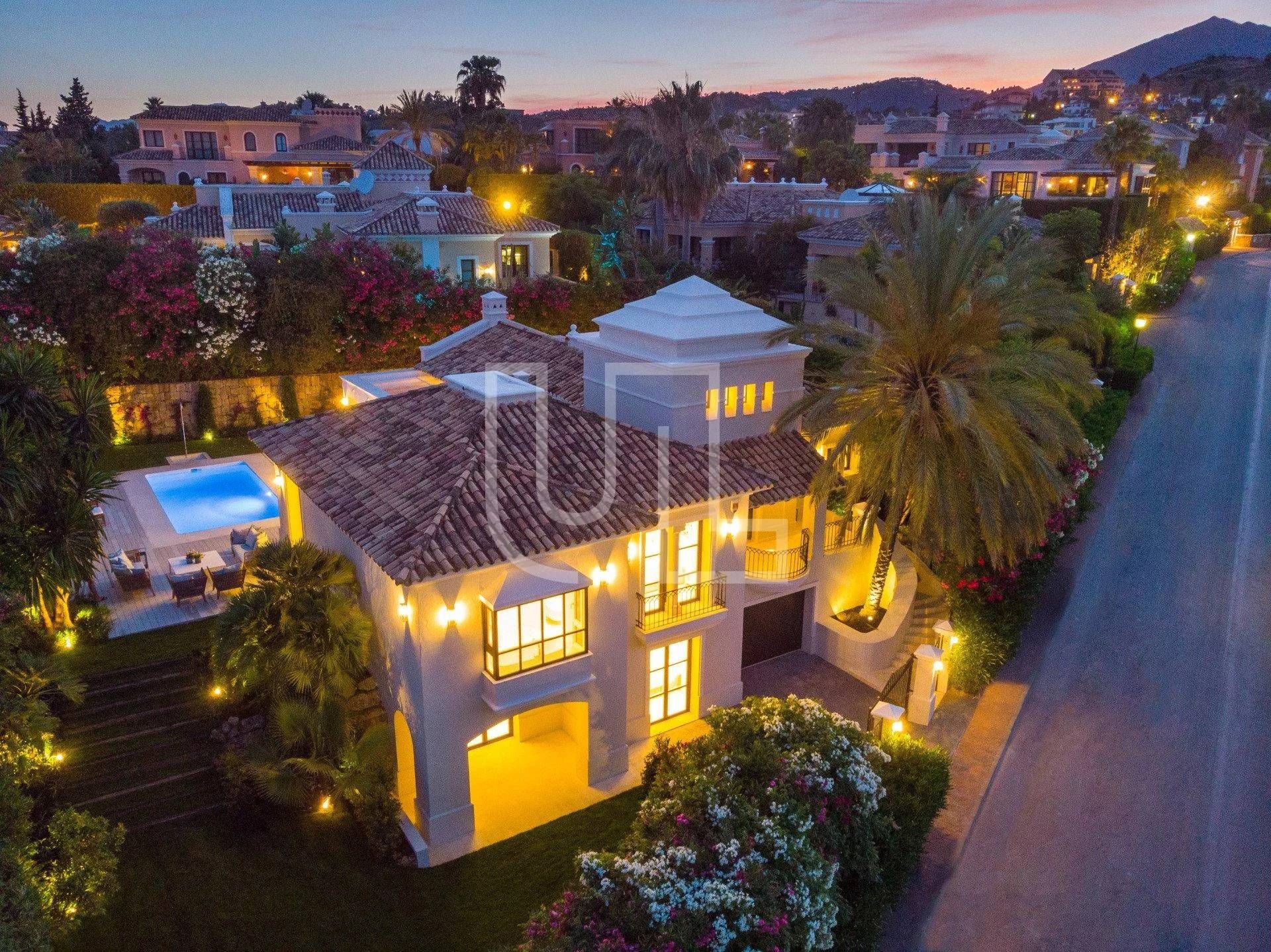 Haus im Marbella, Andalucía 11146157