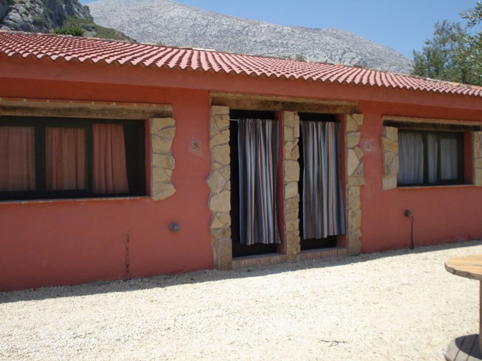 Industriel dans Vallée d'Abdalagis, Andalousie 11146777