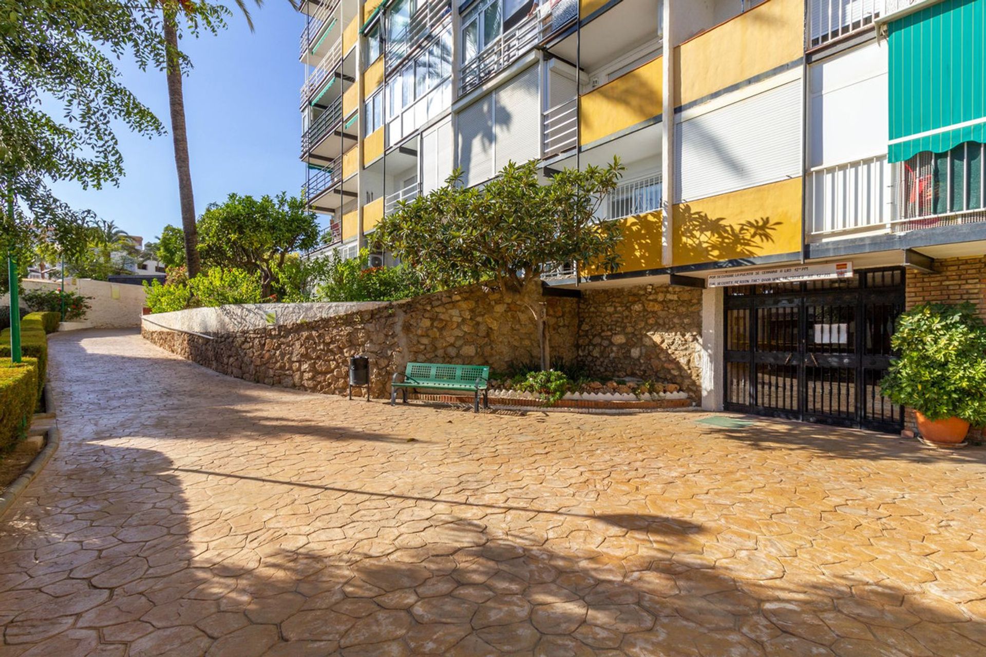 Condominium in Benalmadena, Andalusia 11148547