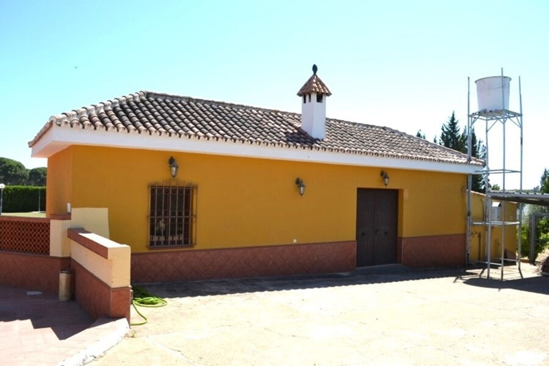 Huis in Lucena del Puerto, Andalucía 11148737