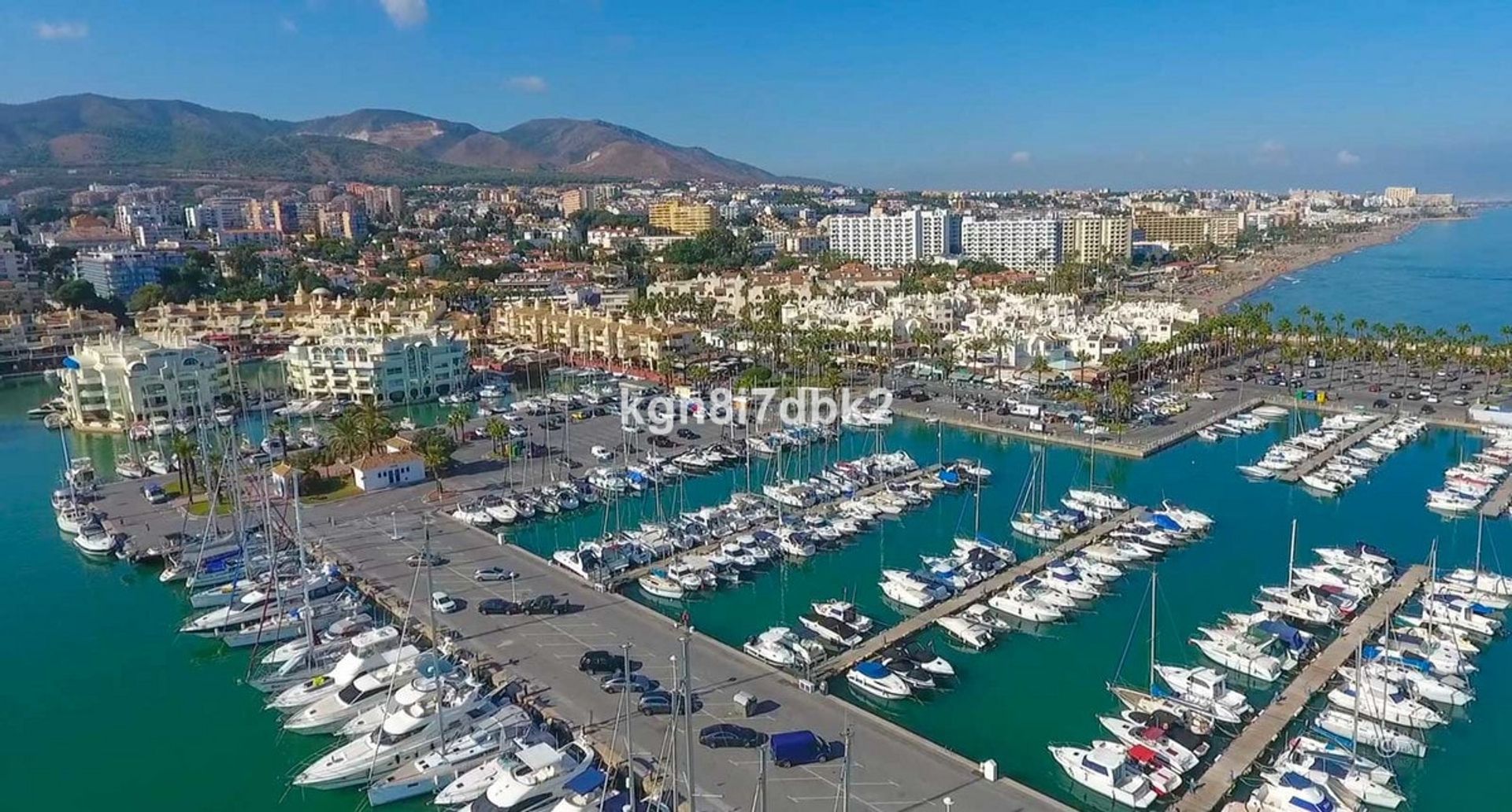 Condominium in Arroyo de la Miel, Andalusia 11149259