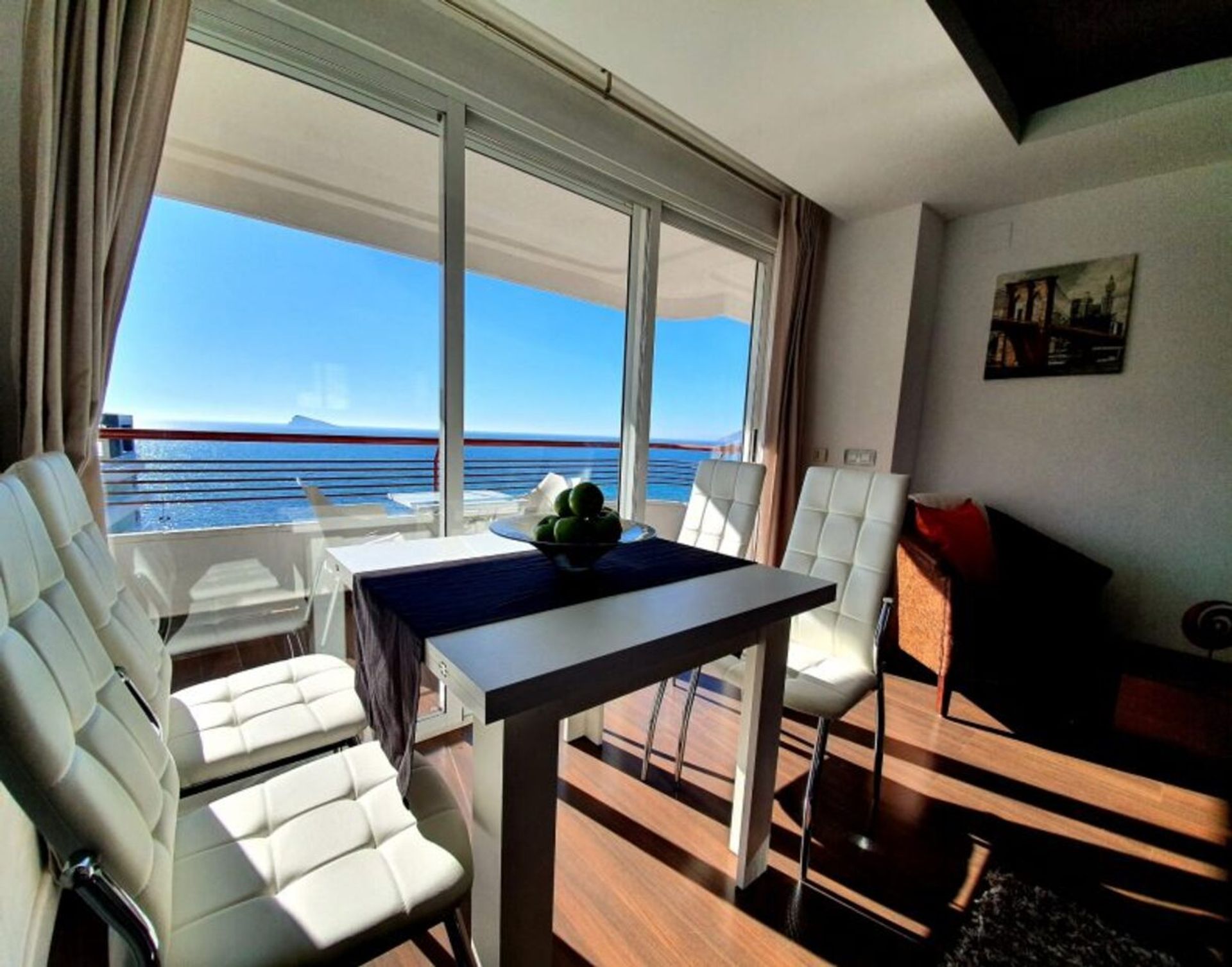 Condominium in Benidorm, Comunidad Valenciana 11149908