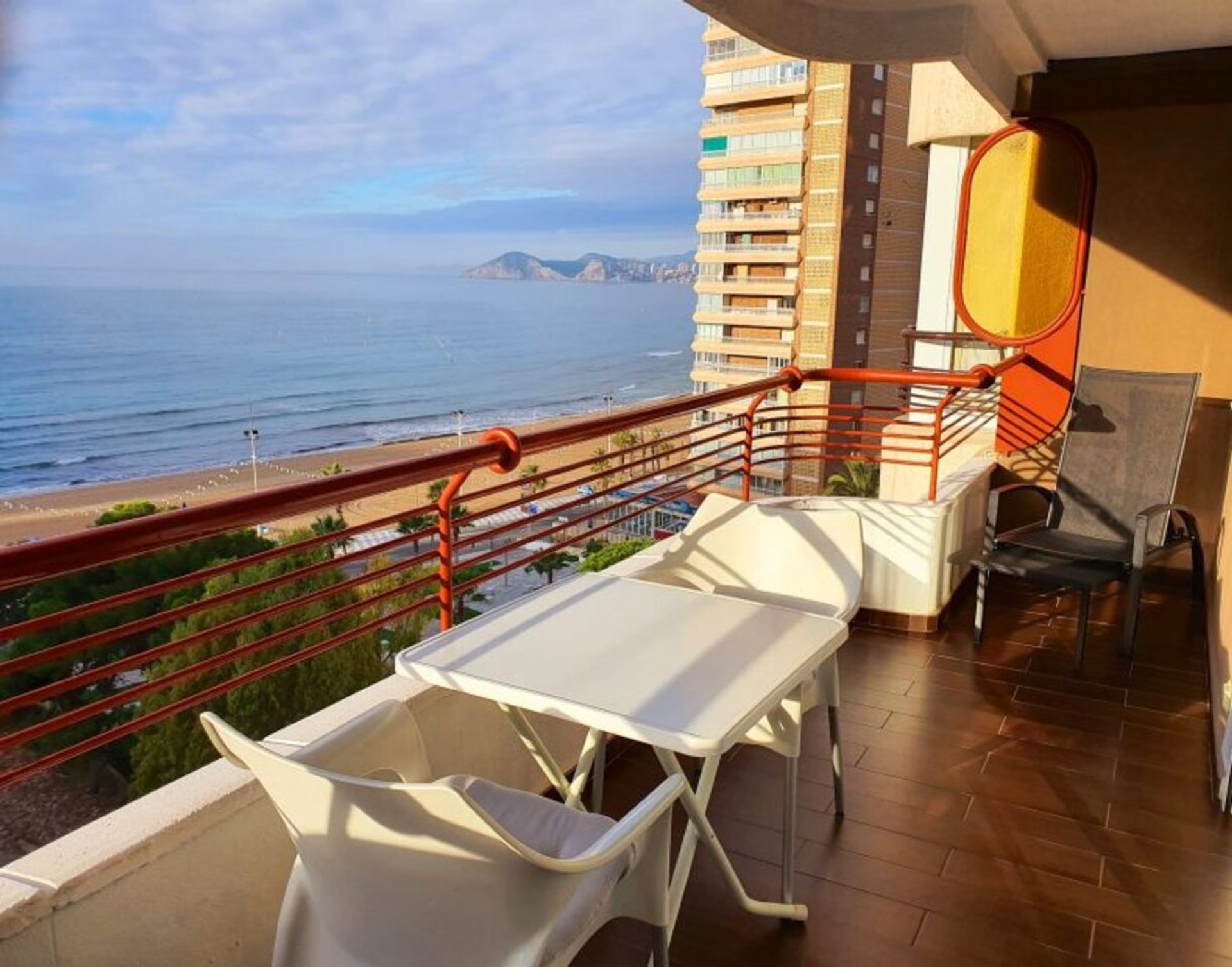 Condominium in Benidorm, Comunidad Valenciana 11149908