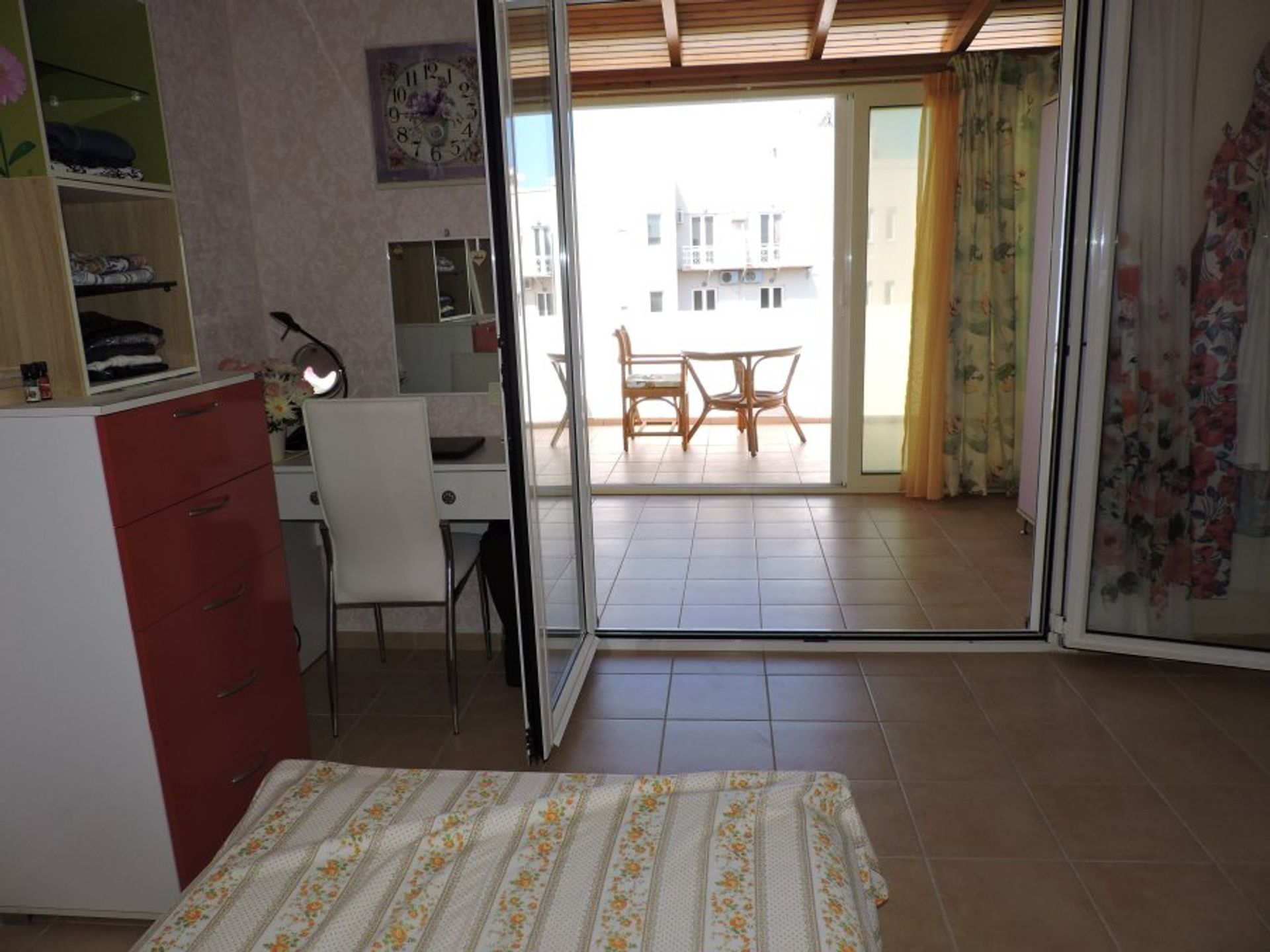 Condominium in Rethymno,  11152056