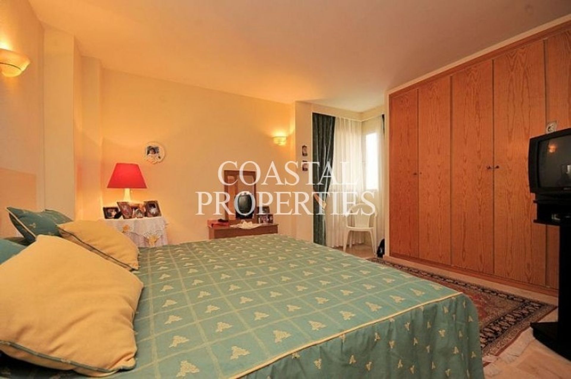 Condominium in Calvia, De Balearen 11152124