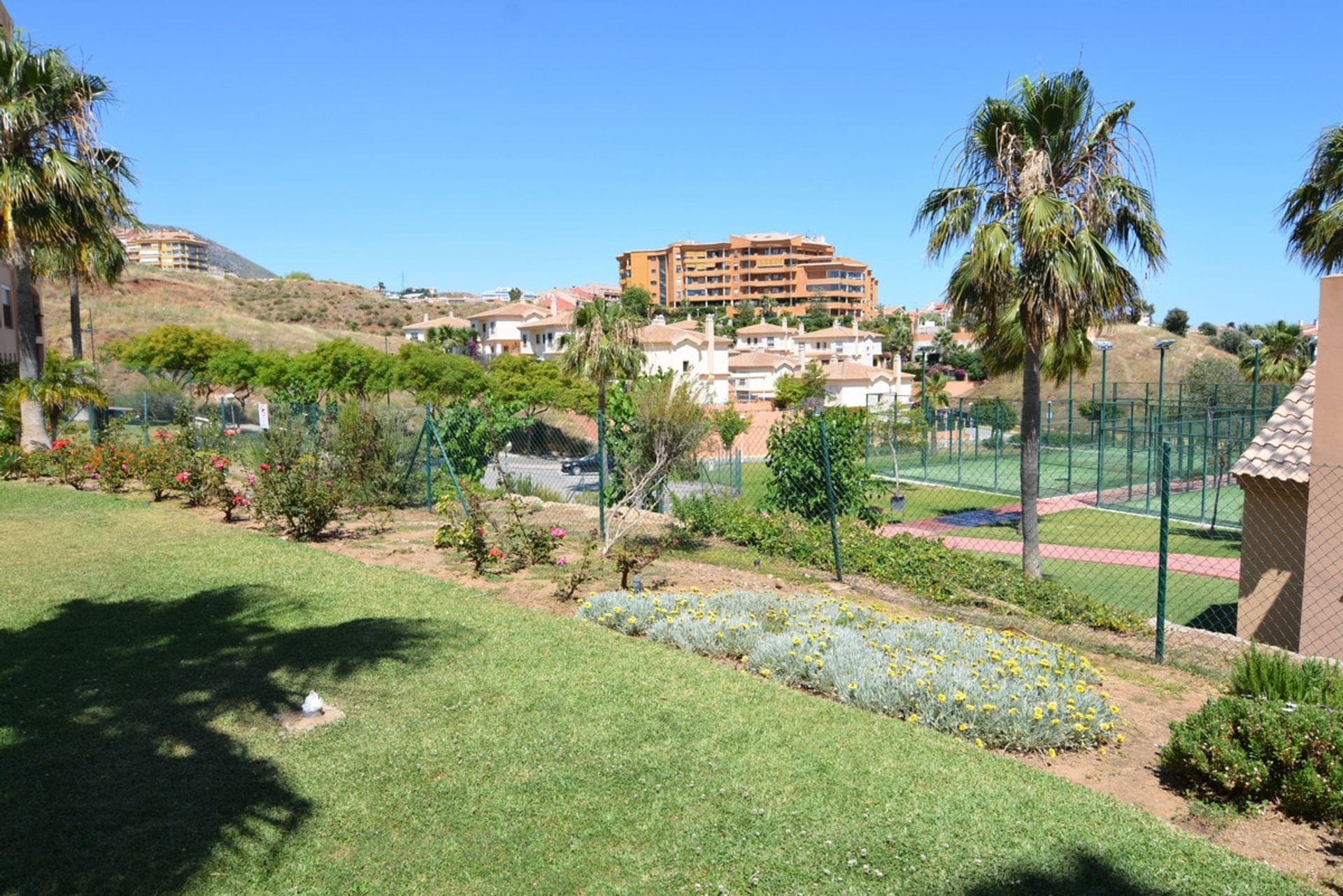 Condominium in Mijas, Andalucía 11152151