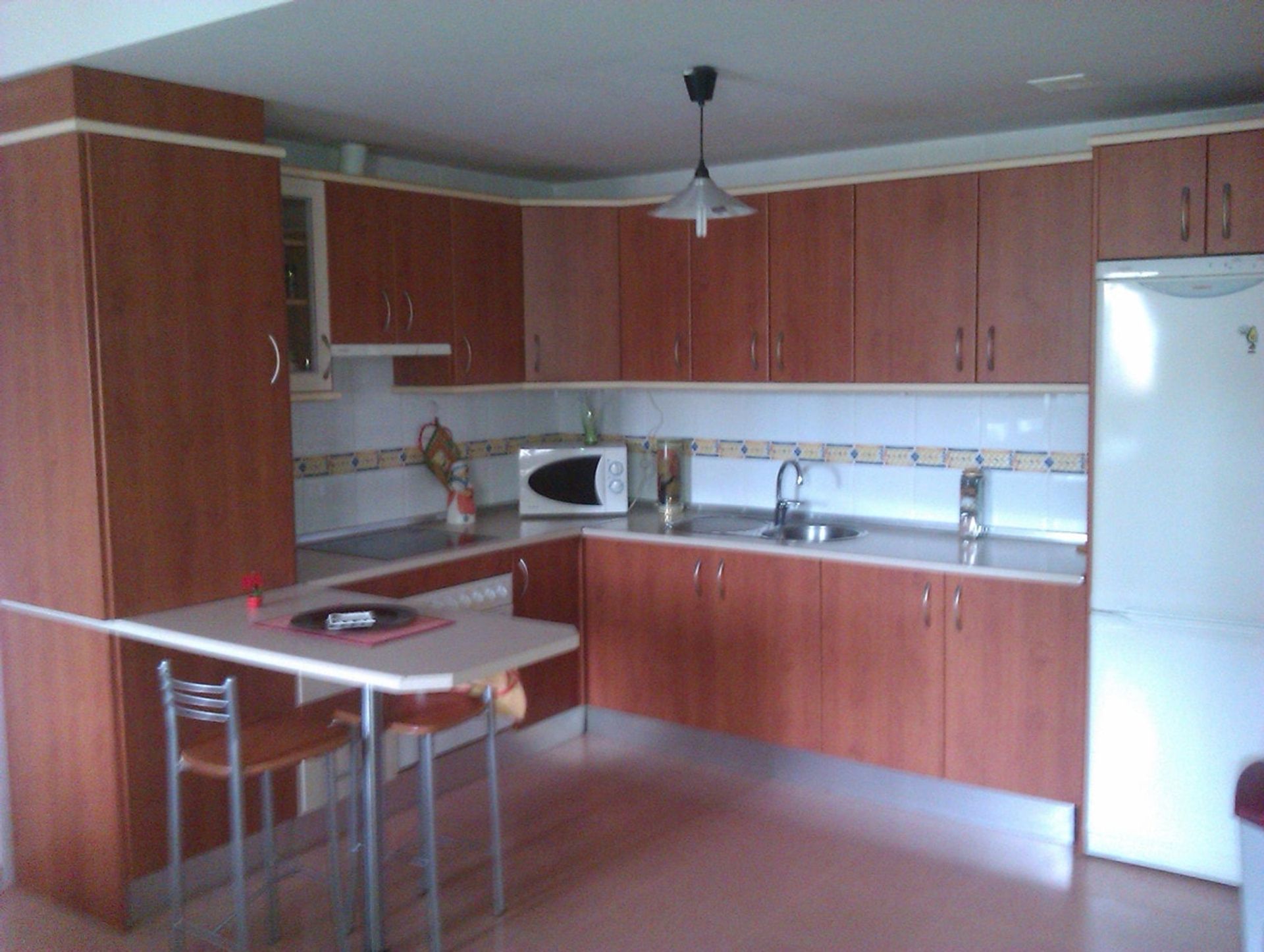 Condominium dans San Luis de Sabinillas, Andalousie 11152312