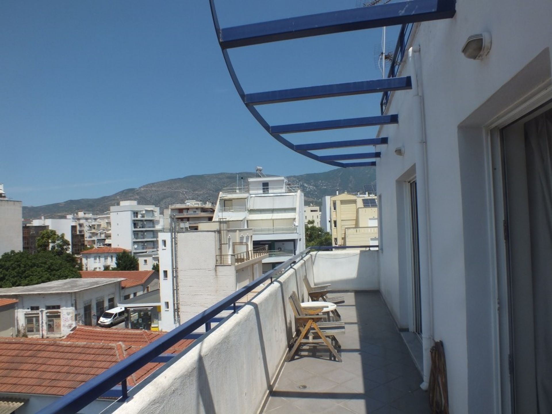 Condominium in Volos,  11152388