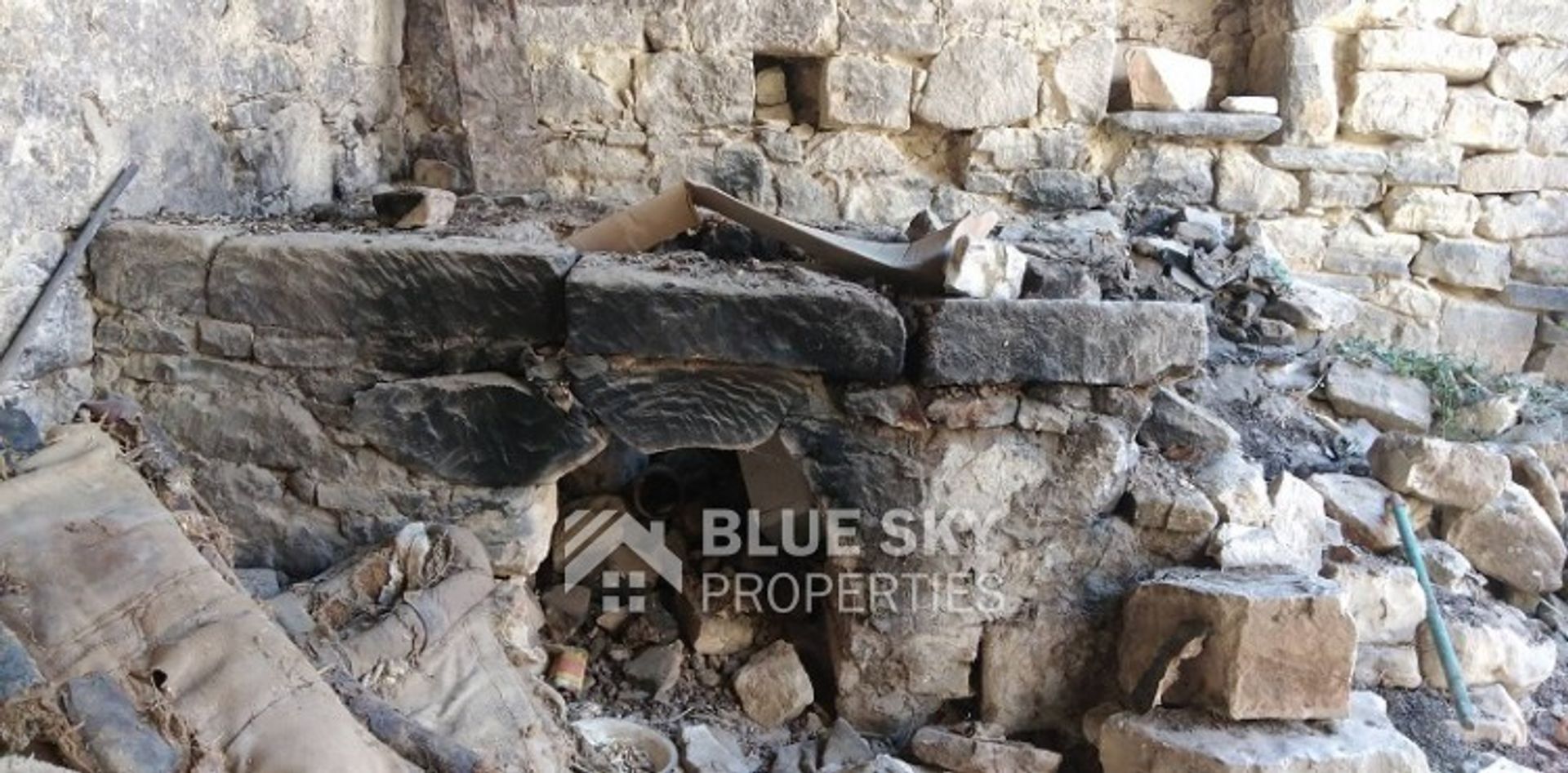 rumah dalam Vouni, Limassol 11152557