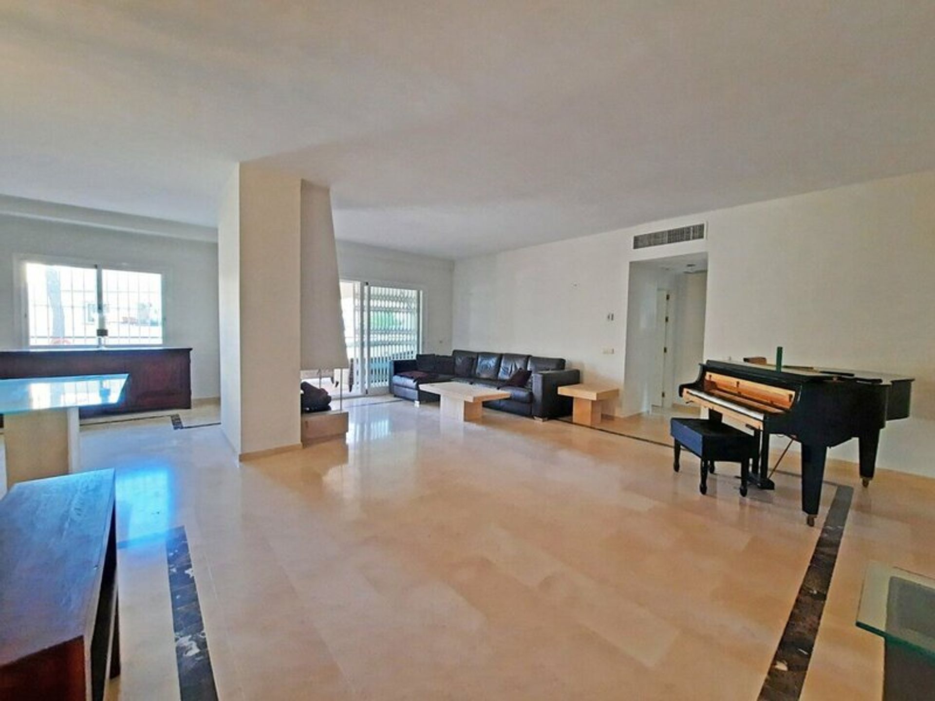 Condominium in Ojen, Andalusia 11153080