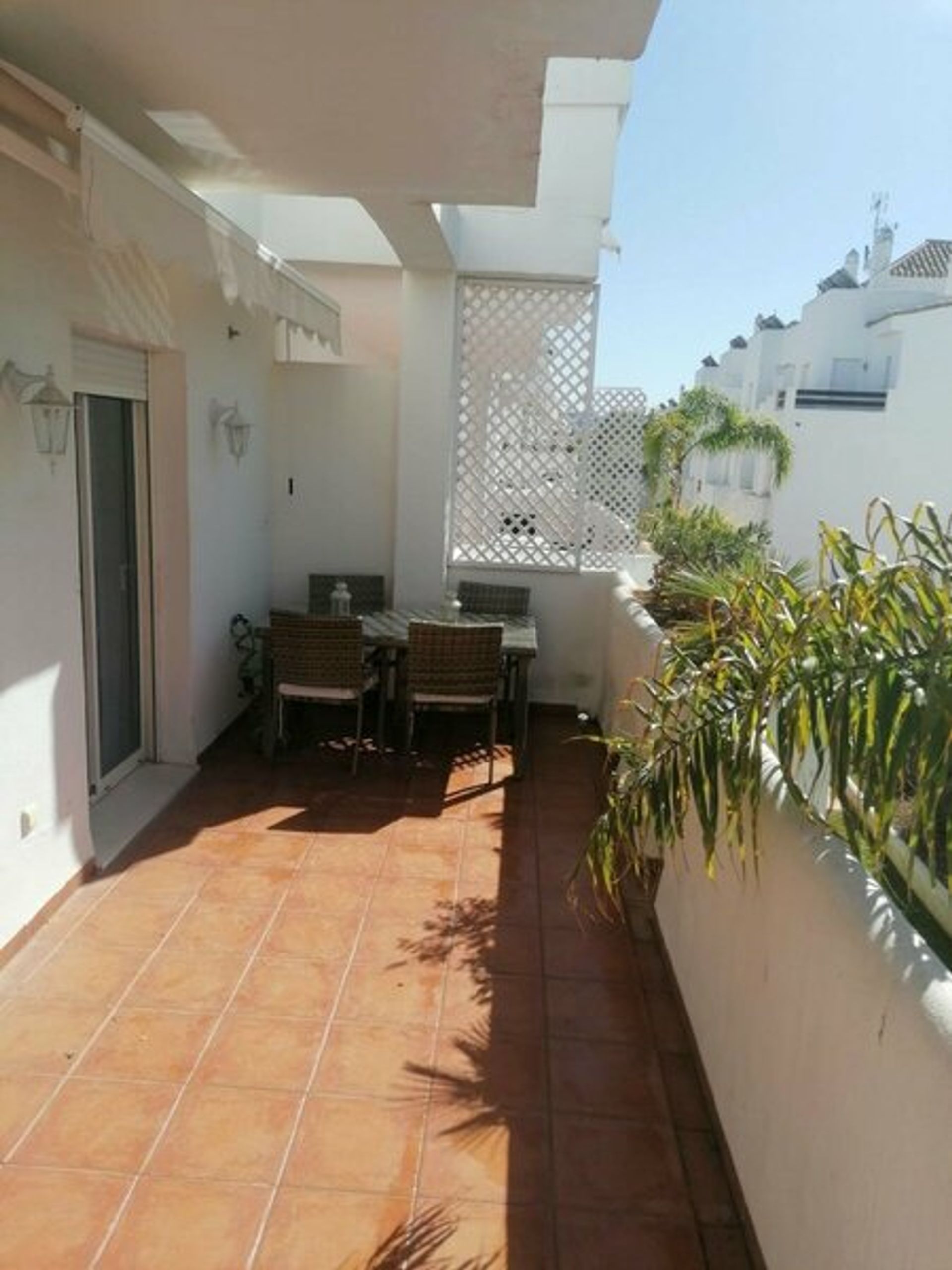 Condominio en Estepona, Andalucía 11153144