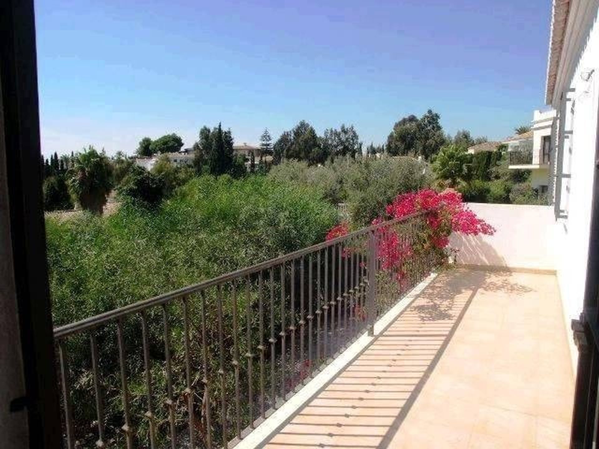 Будинок в Las Lagunas de Mijas, Andalucía 11153344