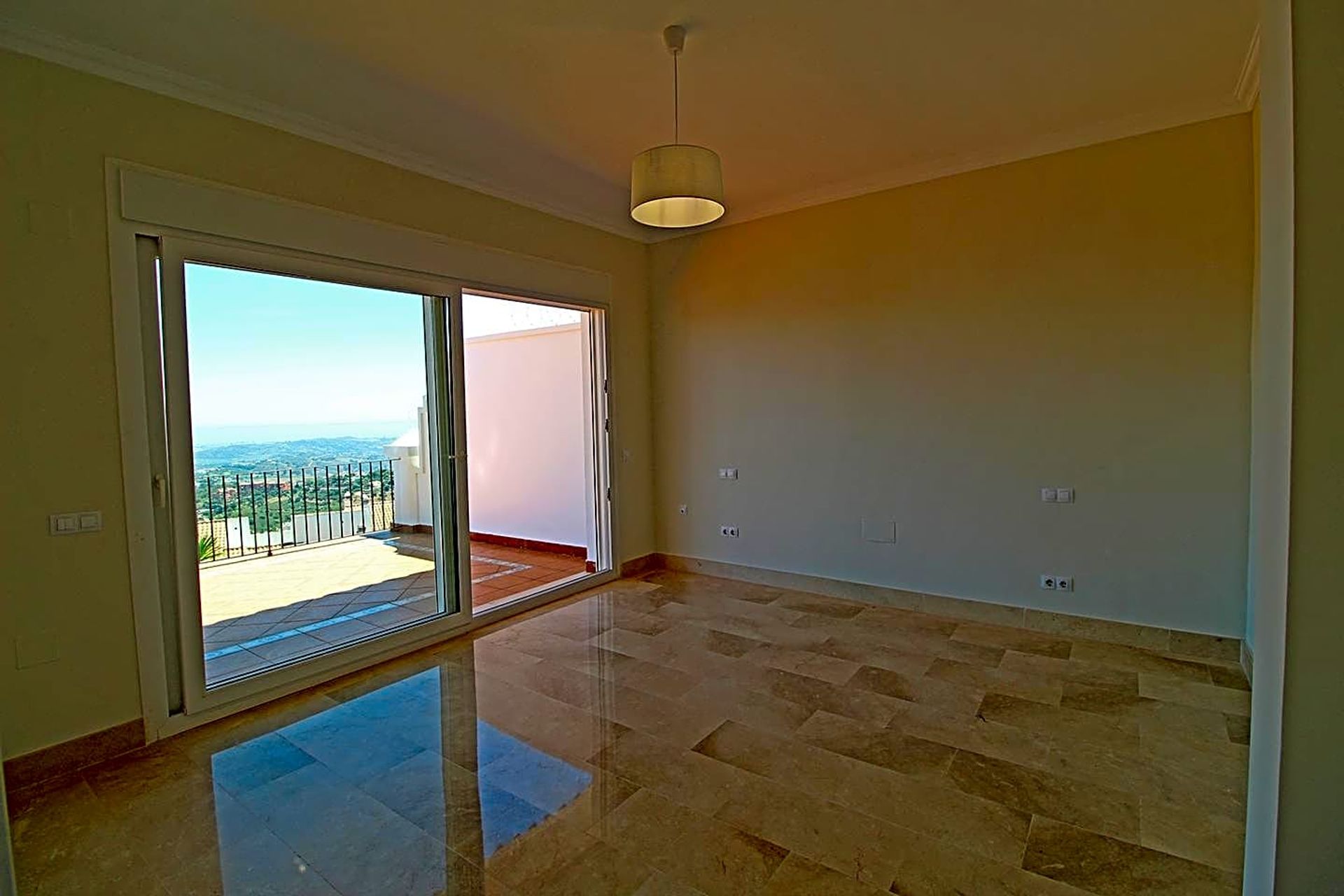 Condominio nel Ojen, Andalusia 11153479