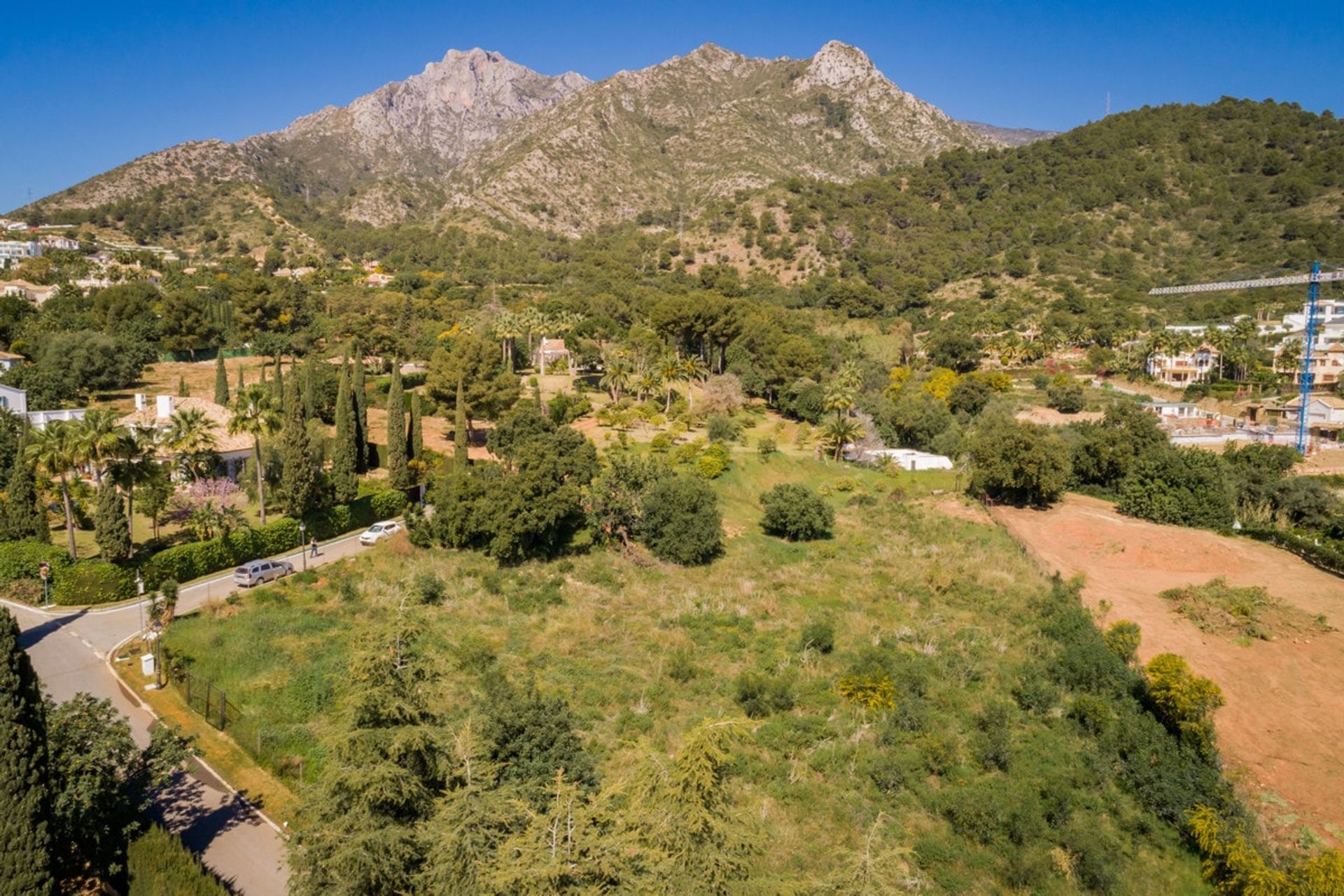 Land in Marbella, Andalusië 11153592