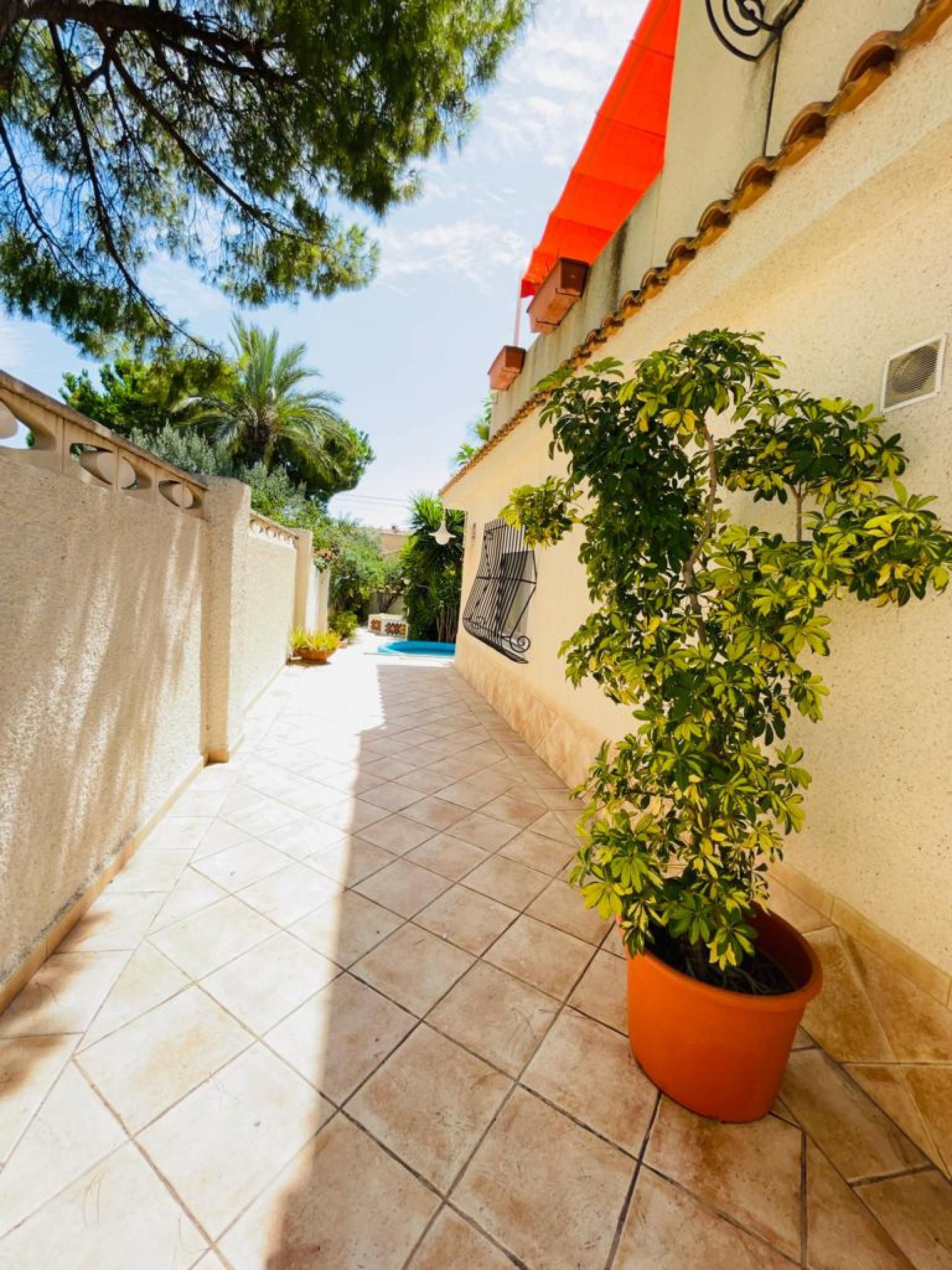 House in El Campello, Comunidad Valenciana 11153628