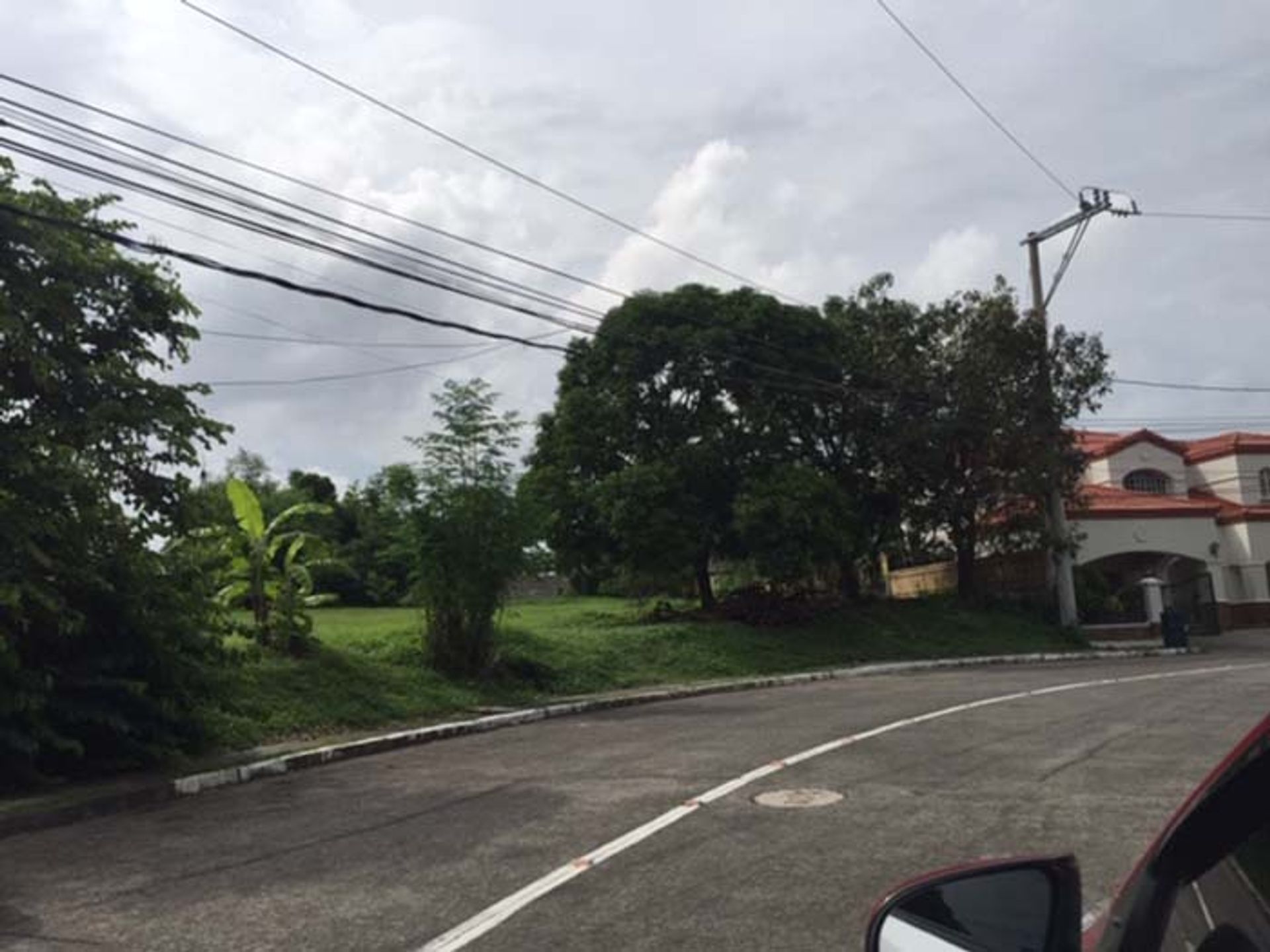 Terre dans Village des collines d'Alabang, Rizal 11153888