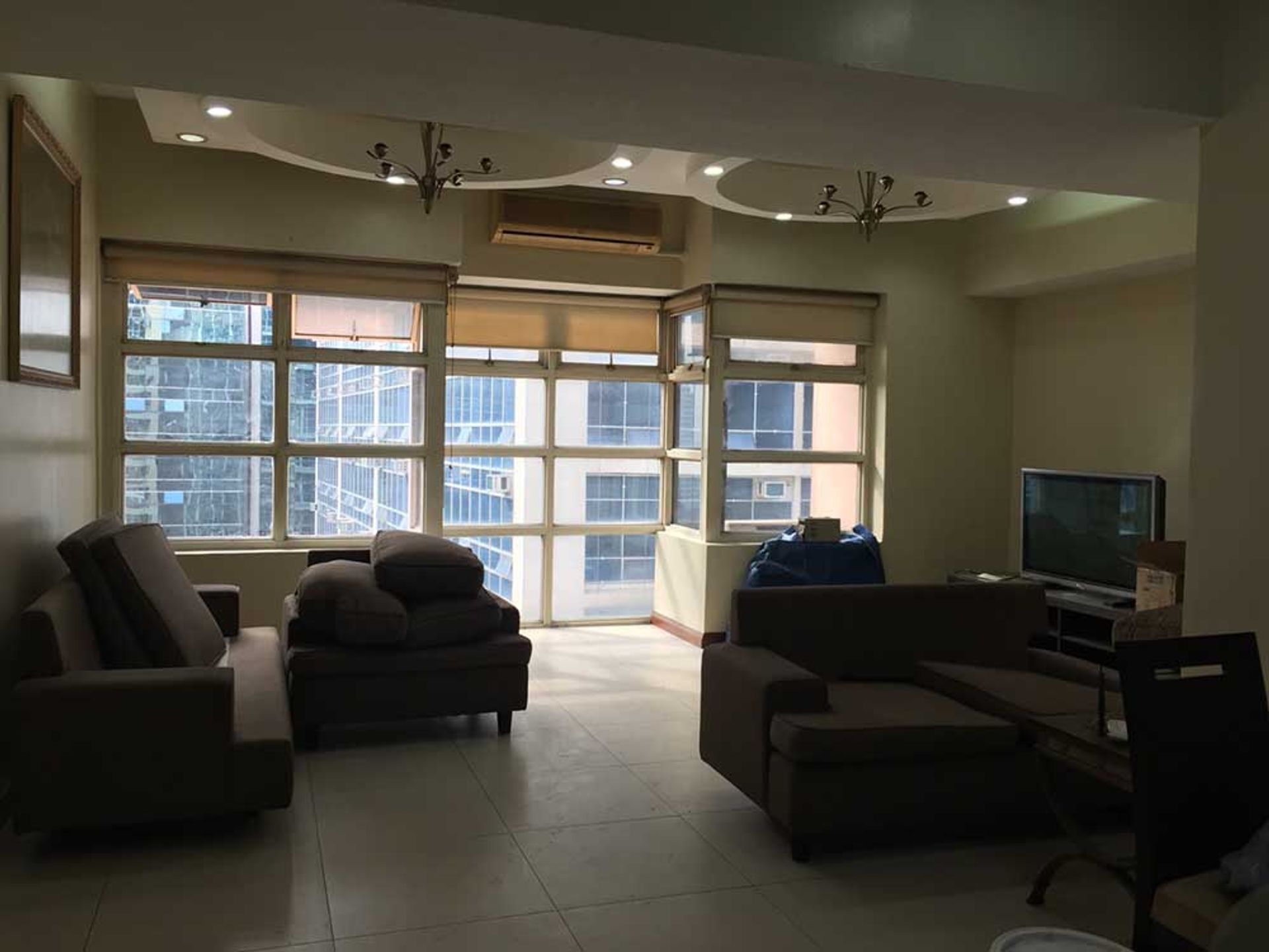 Condominium in Urdaneta, Makati 11154775