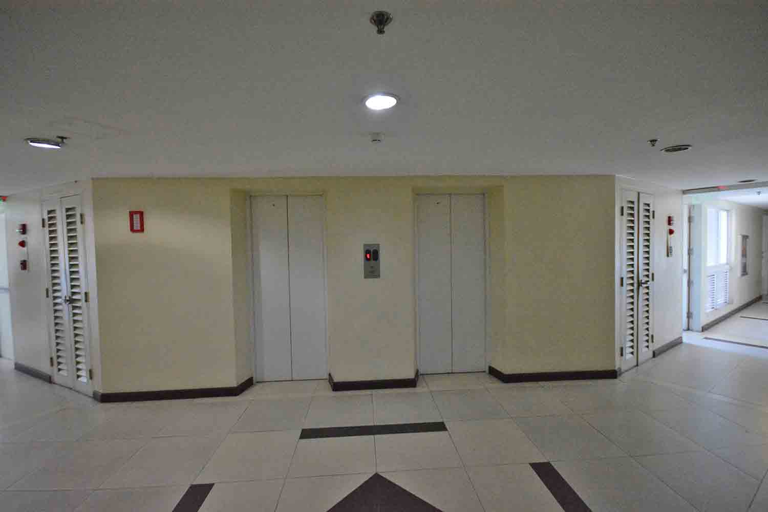 Osakehuoneisto sisään Muntinlupa, Metro Manila 11155001