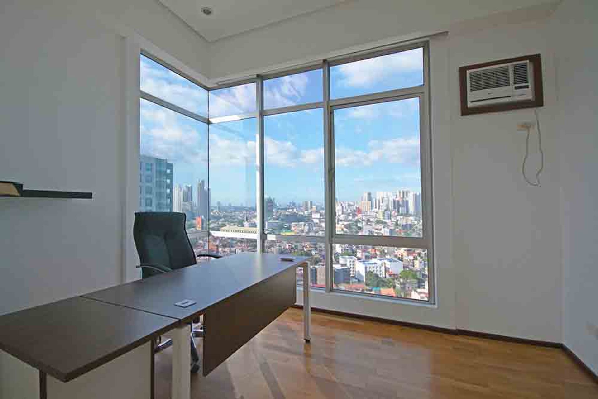 Kondominium dalam Pinagkaisahan, Makati 11155091