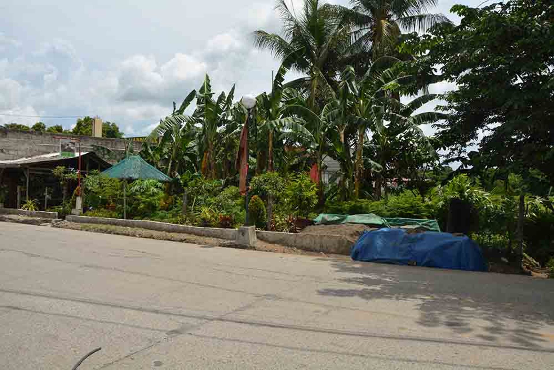 Land in Embarcadero, Cavite 11155277