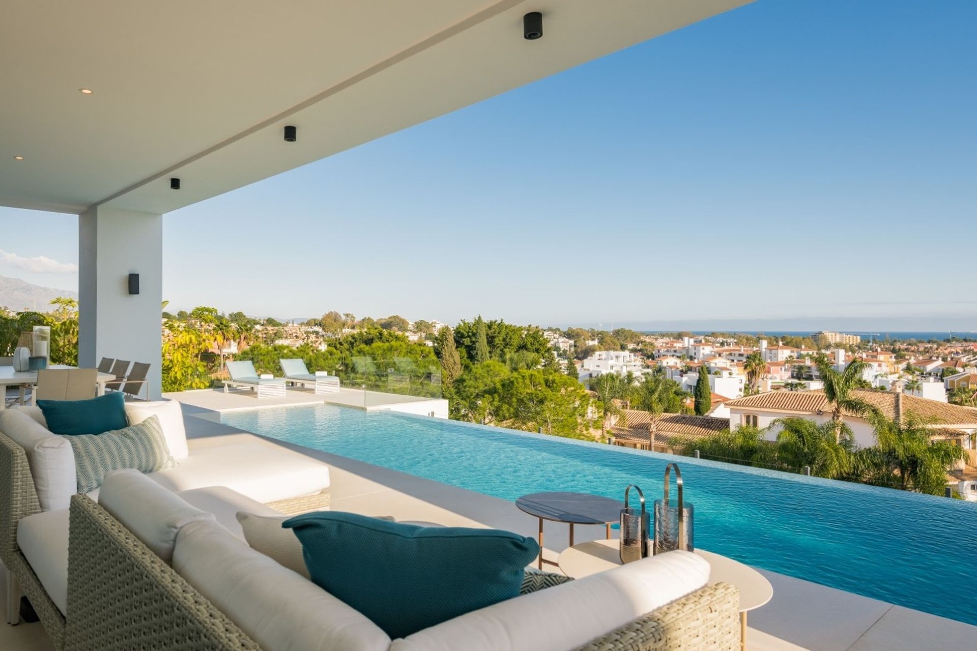 House in Estepona, Andalusia 11158564