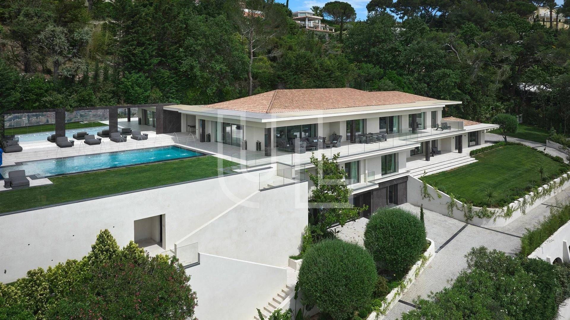 House in Cannes, Provence-Alpes-Côte d'Azur 11159682