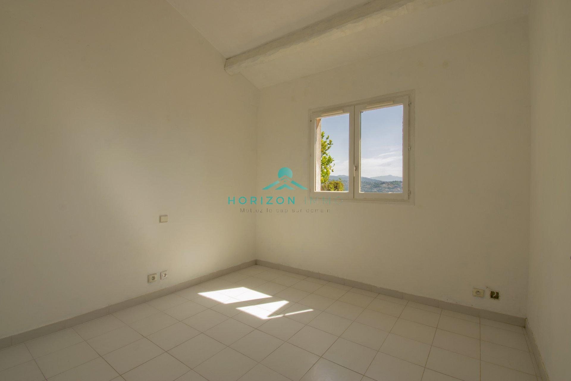 House in Saint-Laurent-du-Var, Alpes-Maritimes 11159914