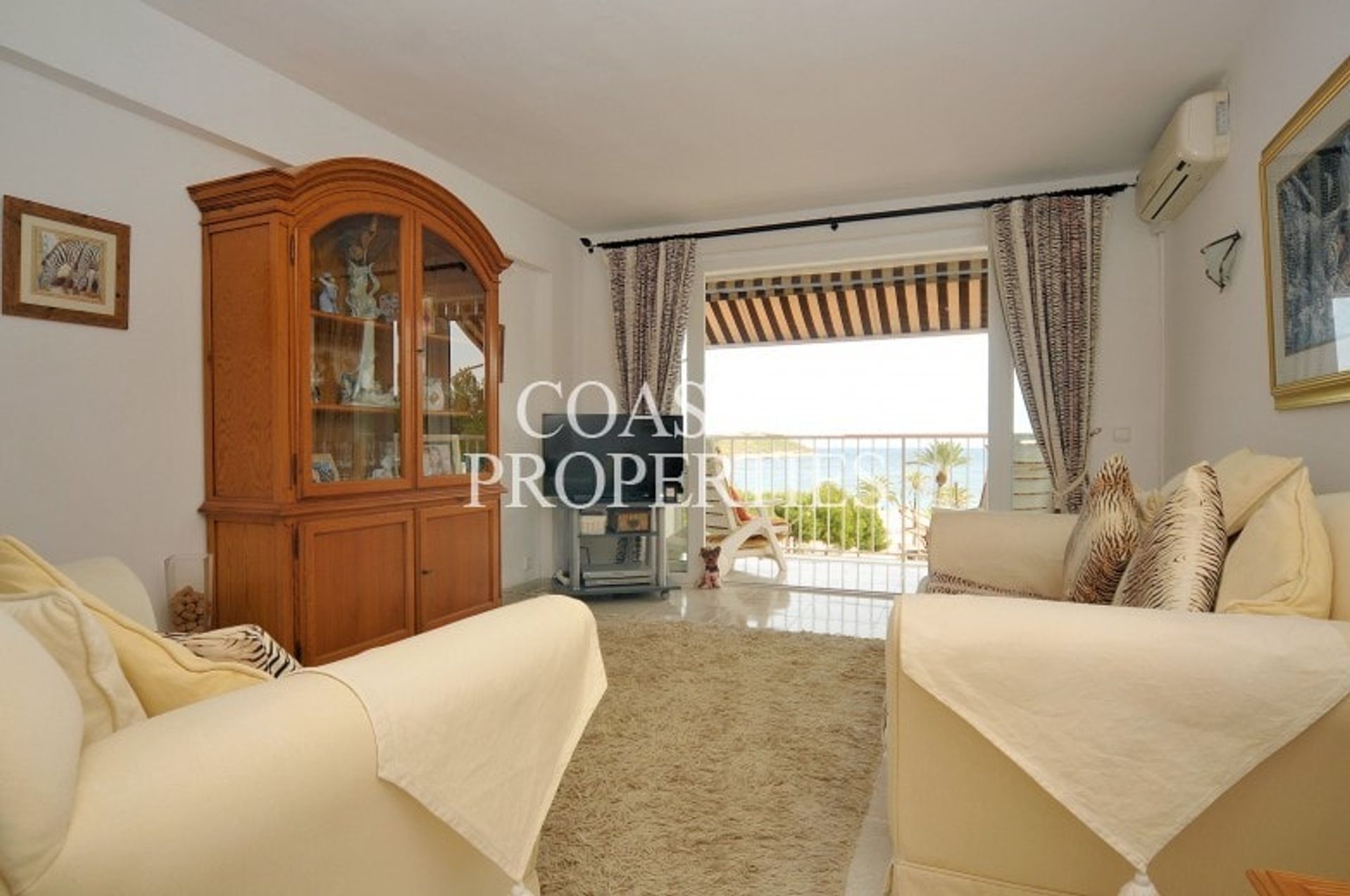 Condominium in Calvia, De Balearen 11160429