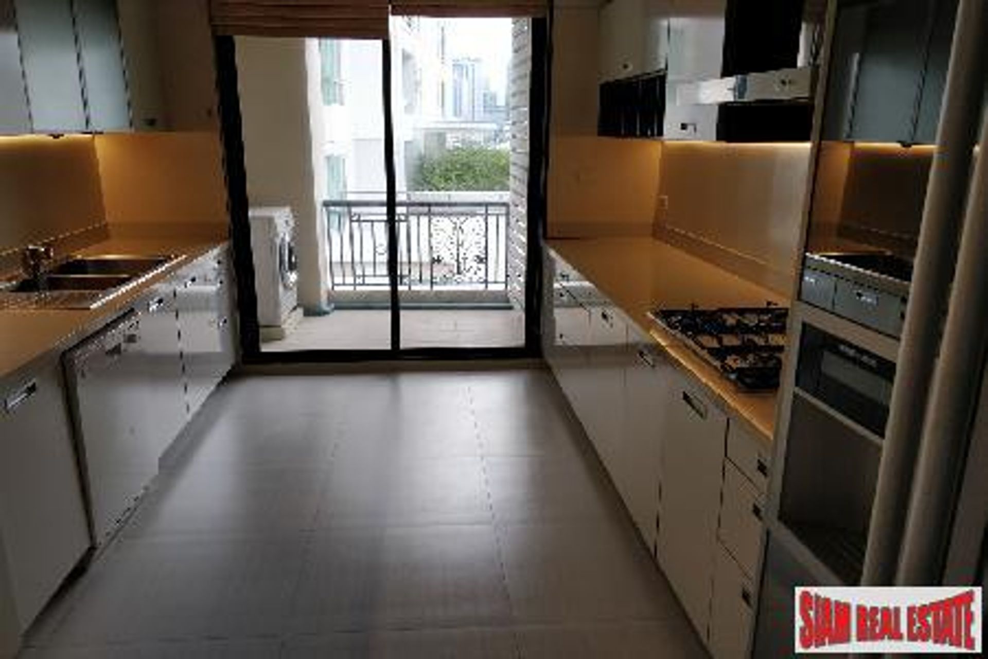 Condominio nel Wattana, Krung Thep Maha Nakhon 11161176