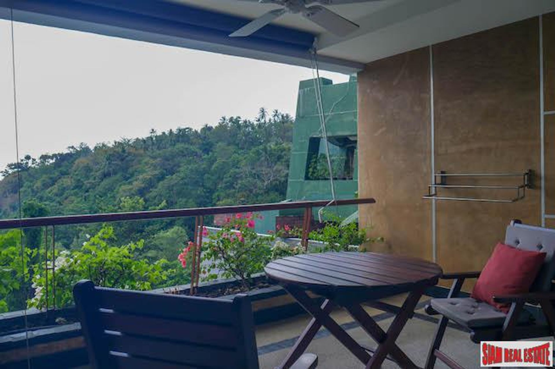 Condominium in Tambon Karon, Chang Wat Phuket 11161230